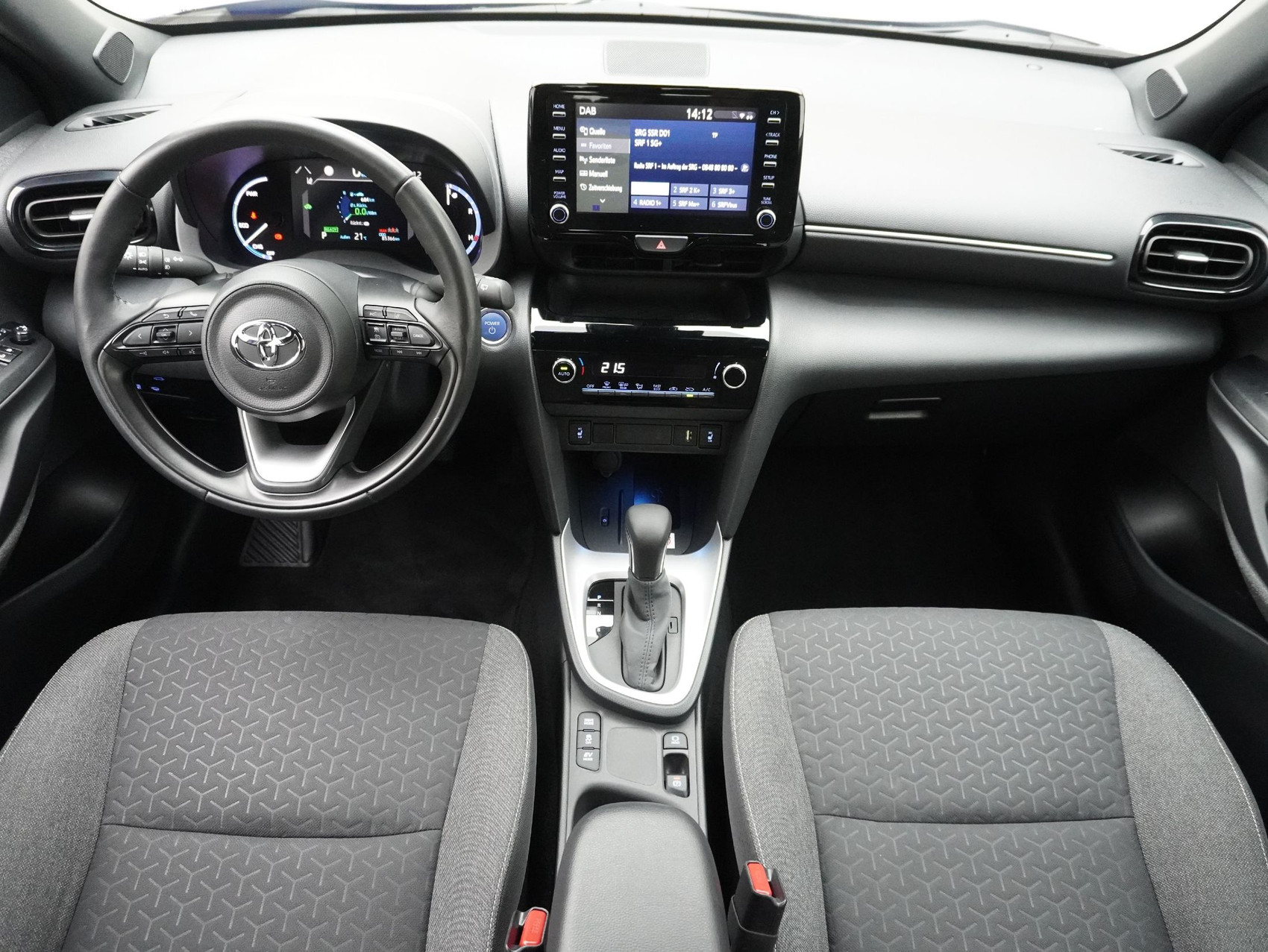 TOYOTA Yaris Cross 1.5 VVT-i HSD Trend