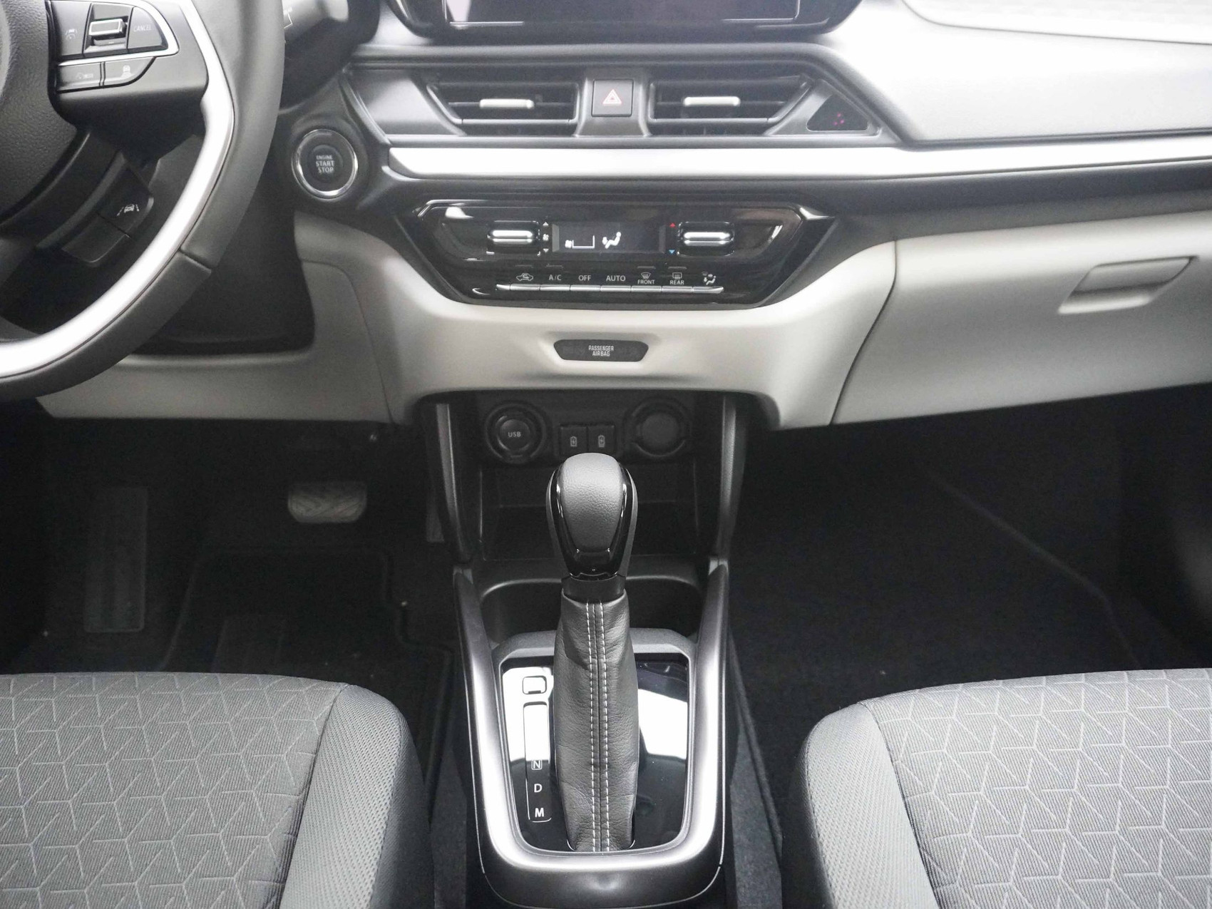 SUZUKI Swift 1.2 Compact Top Hybrid