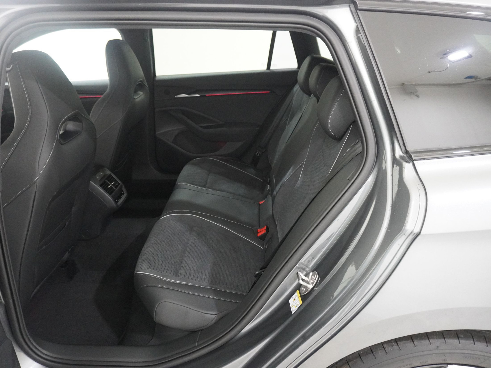 SKODA Superb 2.0 TDI Sportline 4×4 DSG