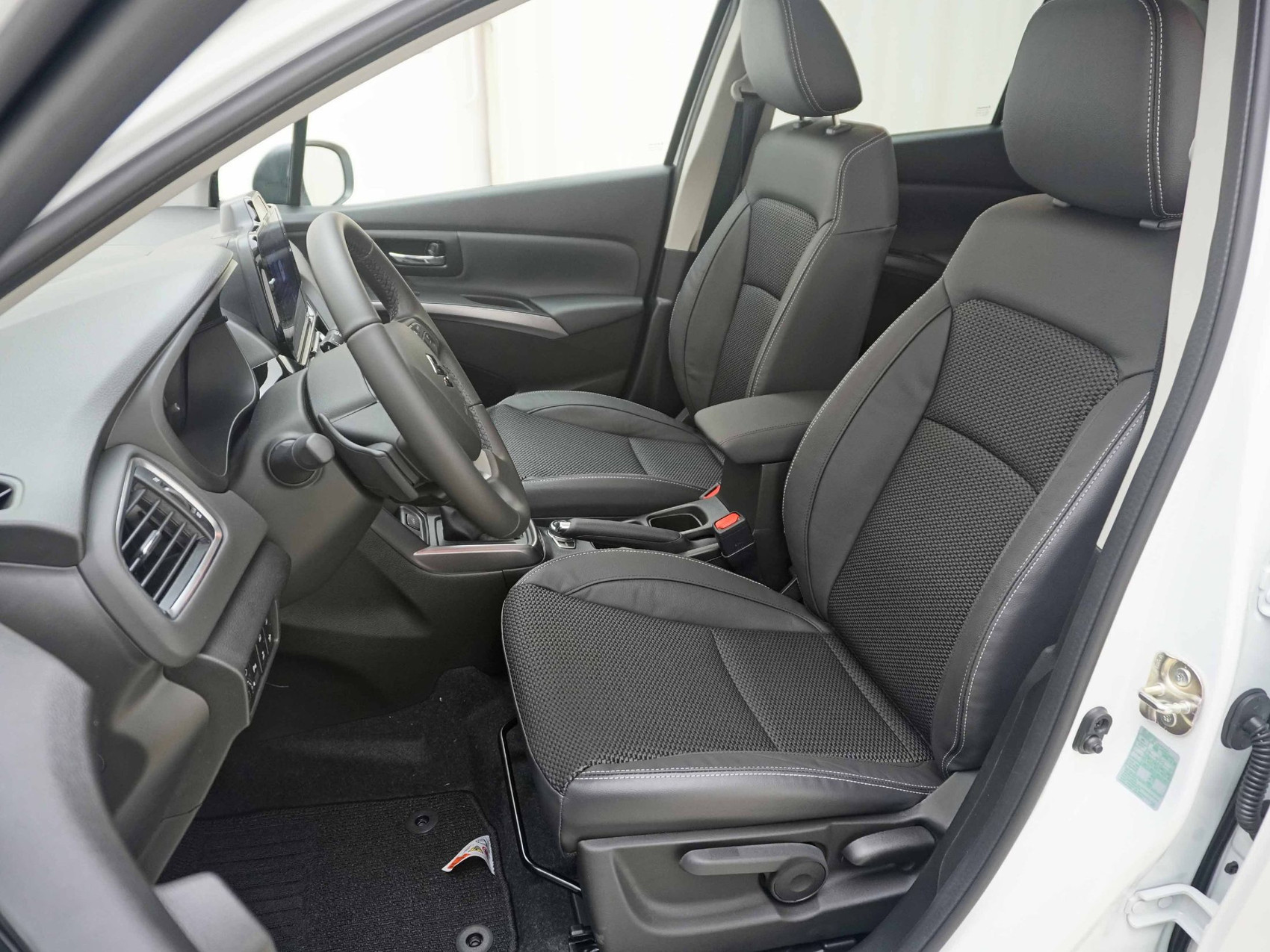 SUZUKI S-Cross 1.4 T Compact Top Hybrid 4×4