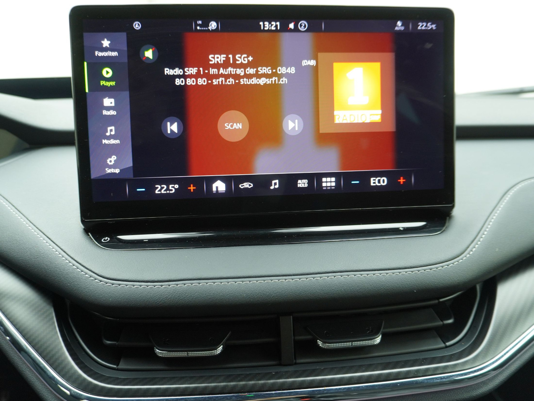 SKODA Enyaq iV 80x Sport Line