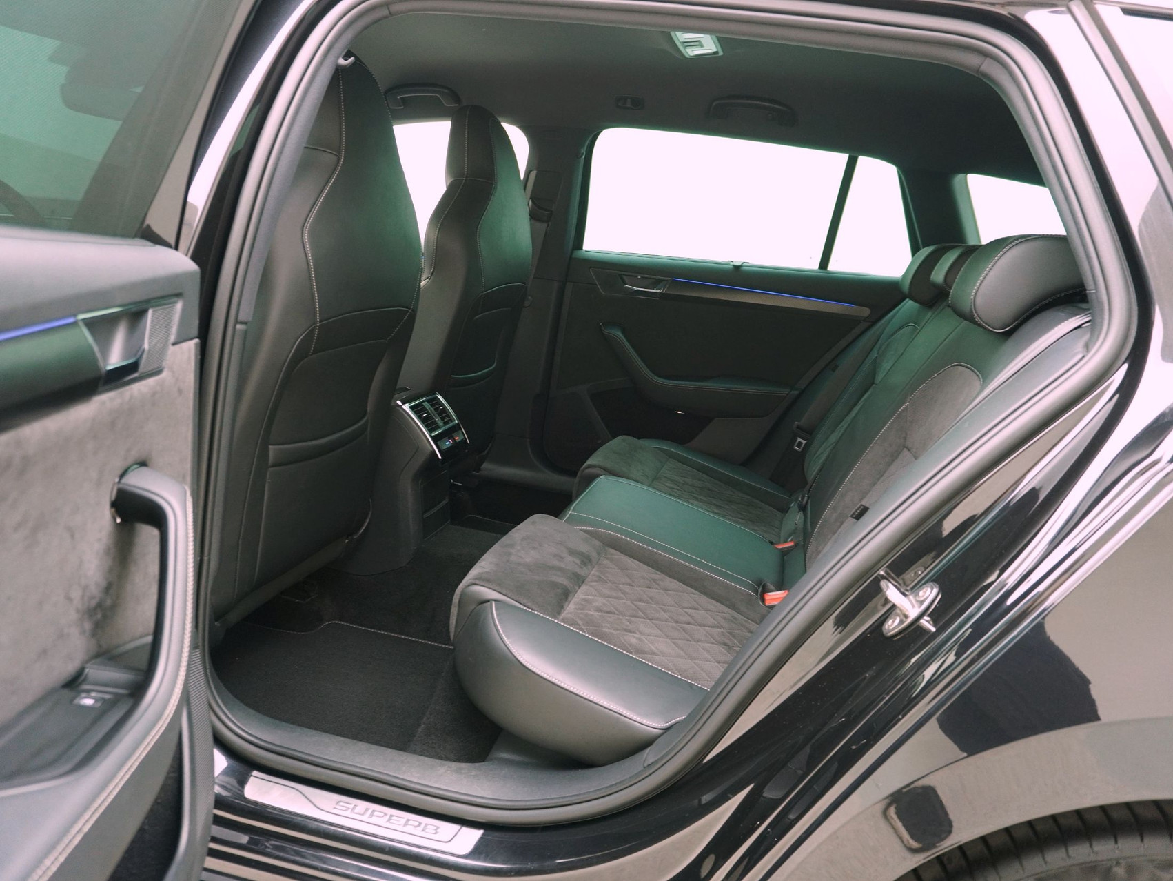 SKODA Superb Combi 2.0 TSI DSG Sport Line 4×4