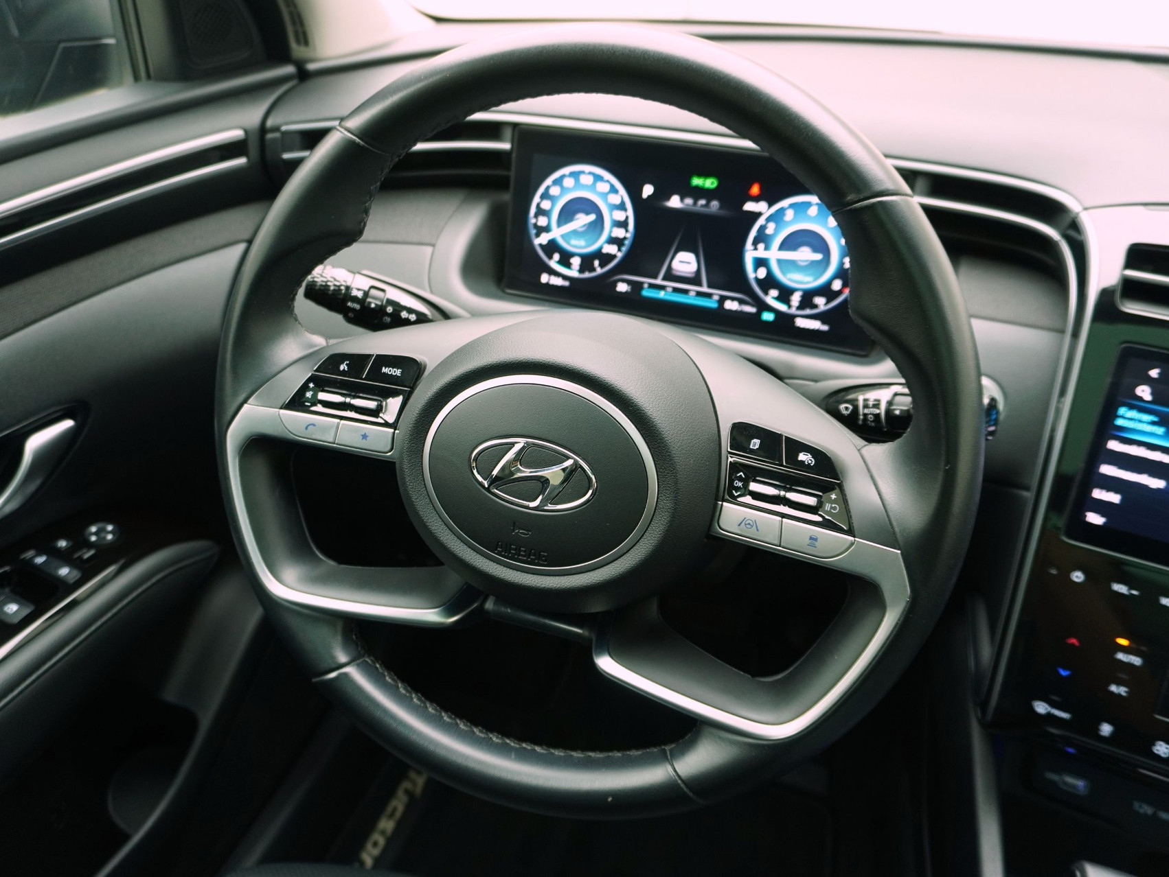 HYUNDAI Tucson 1.6 T-GDi Premium 4WD