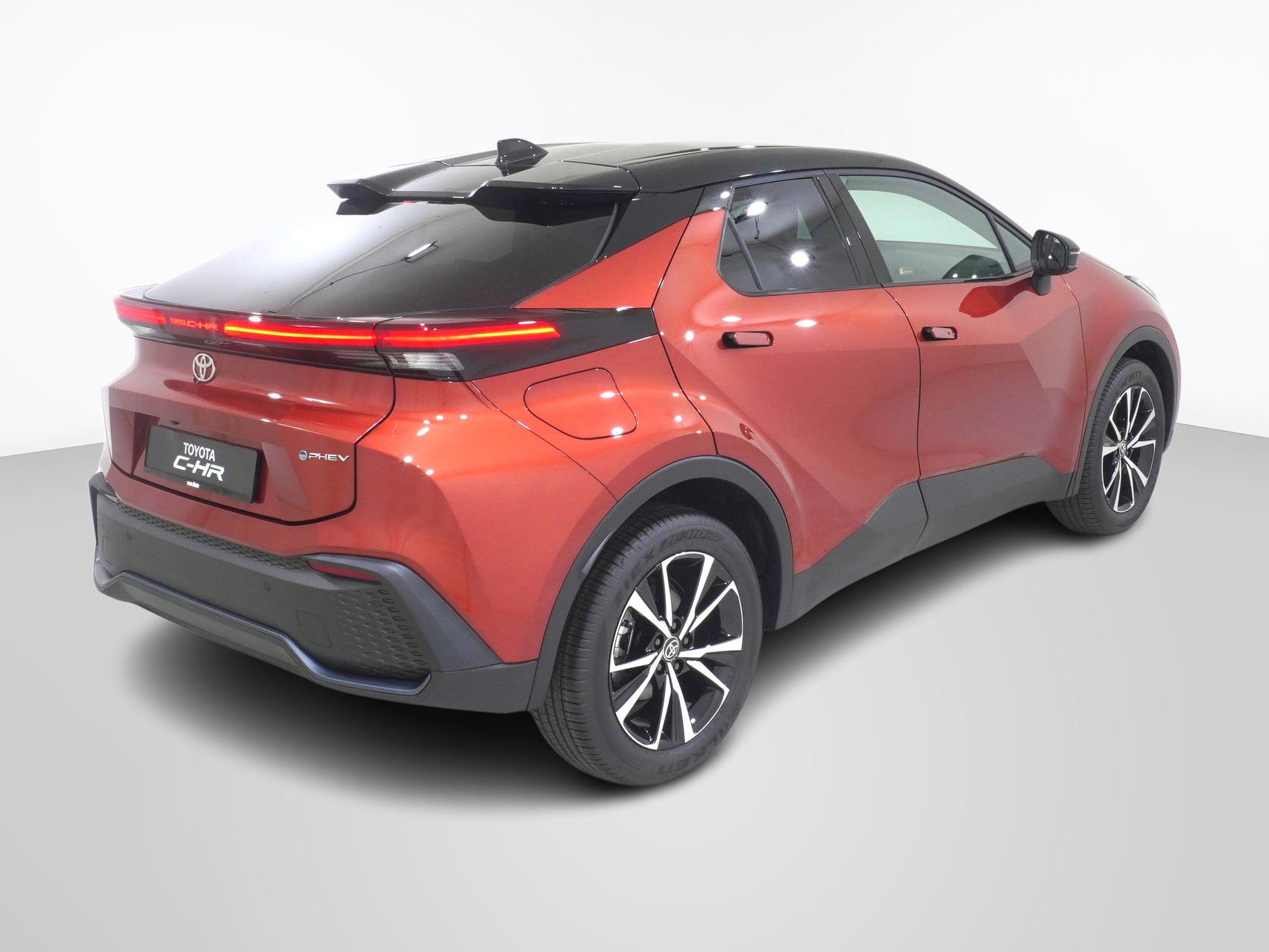 TOYOTA C-HR 2.0 PHEV Swiss Edition ** inkl. 8-Fach Bereifung **