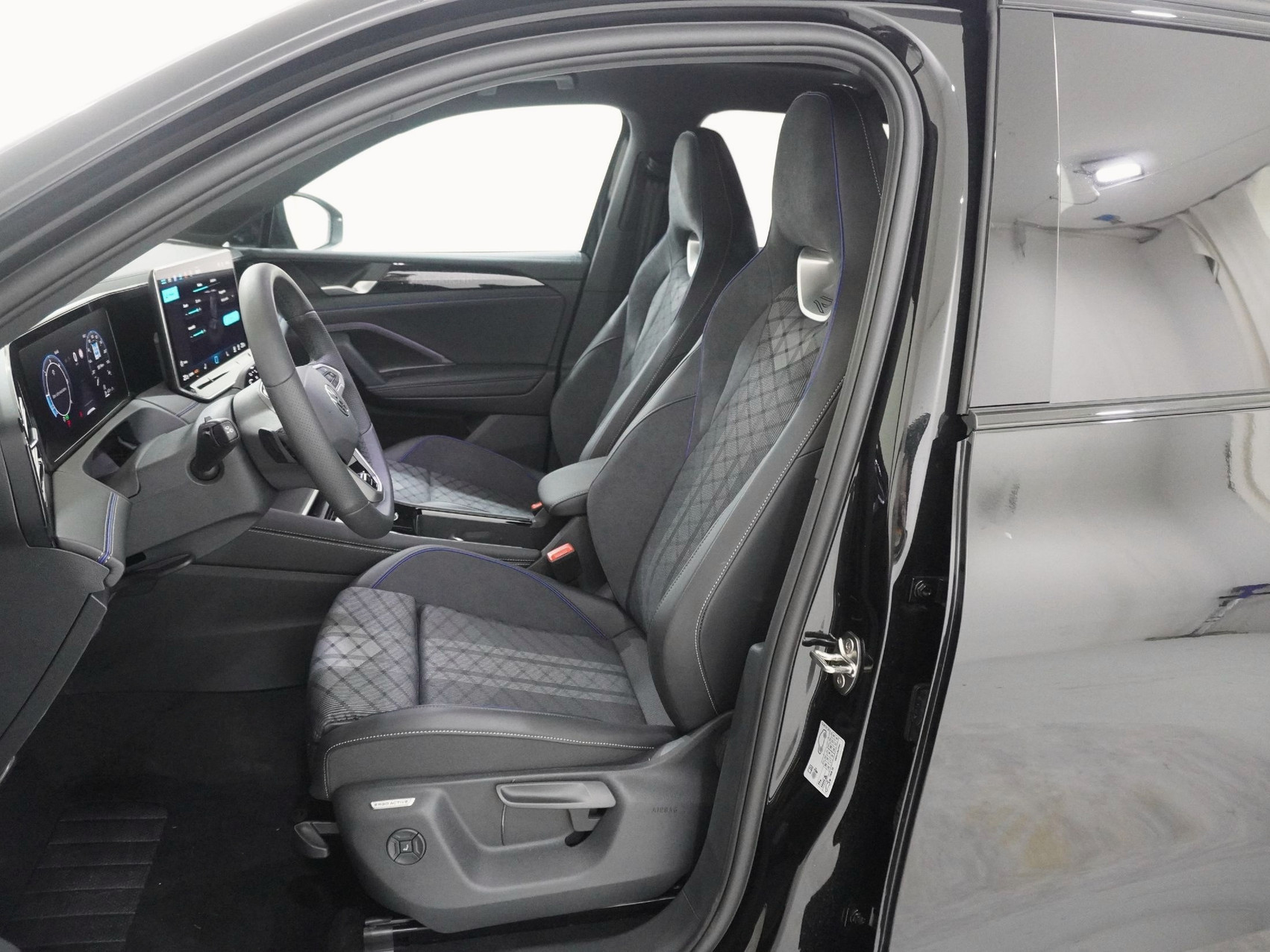 VW Tiguan 2.0 TSI R-Line 4motion