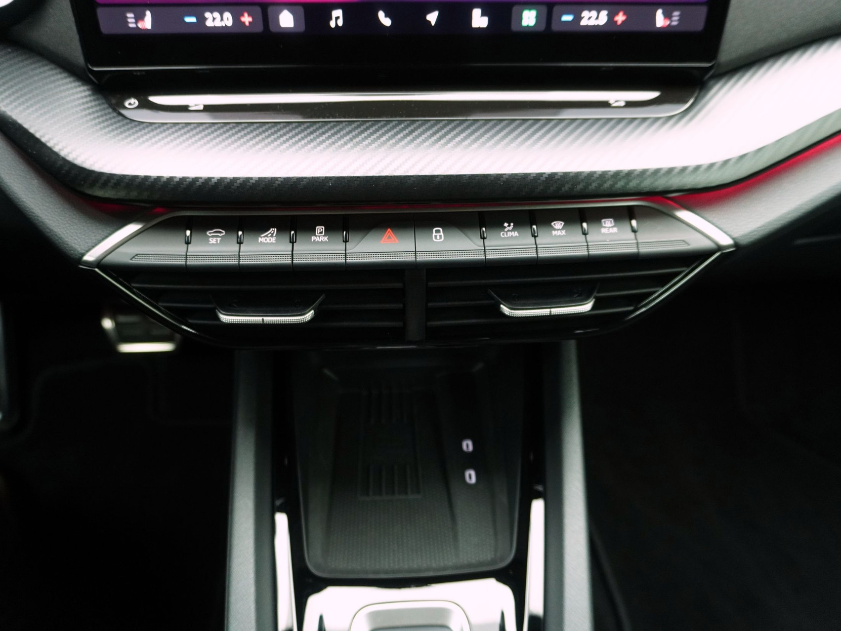 SKODA Octavia Combi 2.0 TSI DSG RS