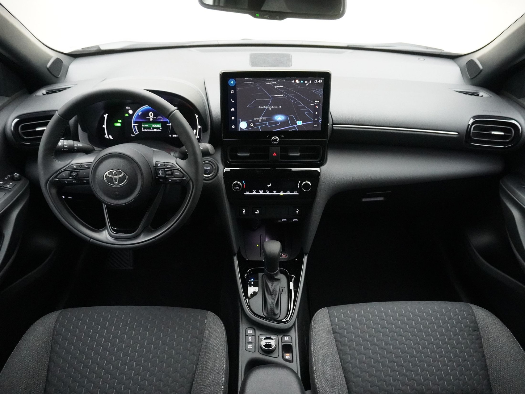 TOYOTA Yaris Cross 1.5 VVT-i HSD Trend AWD-i ** 4×4 ** inkl. 8-Fachbereifung **