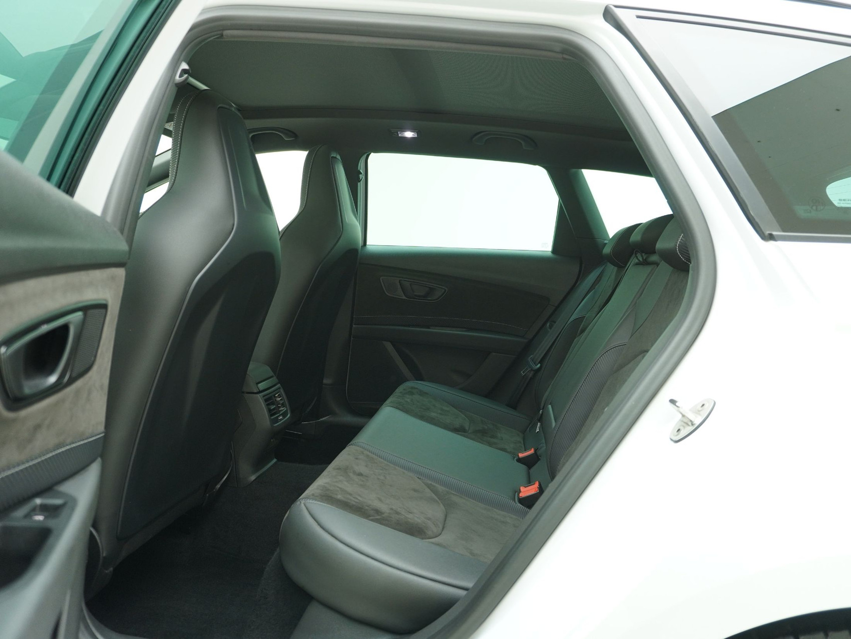 SEAT Leon ST 2.0 TSI DSG Cupra 4Drive