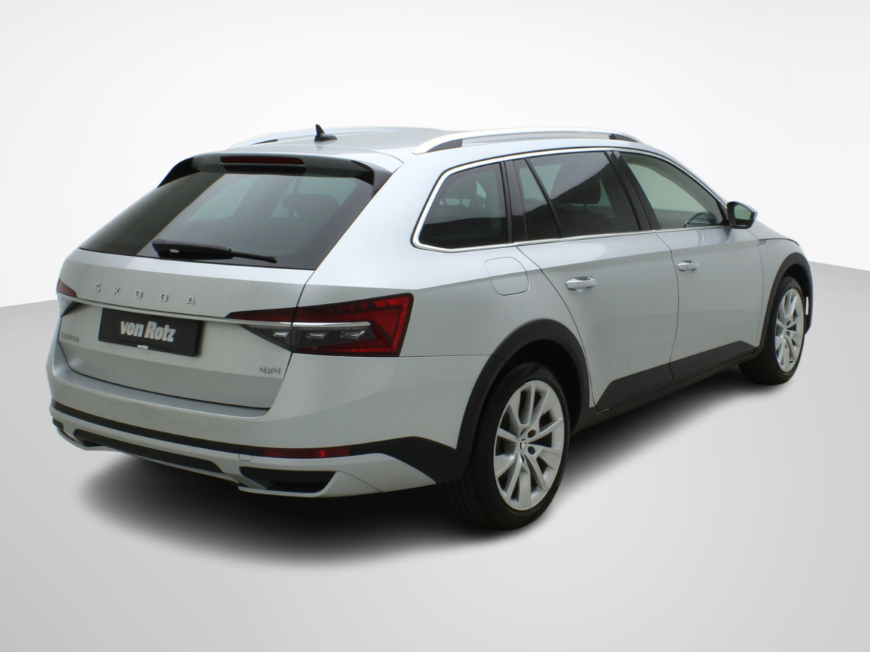 SKODA Superb Combi Scout 2.0 TDI DSG 4×4