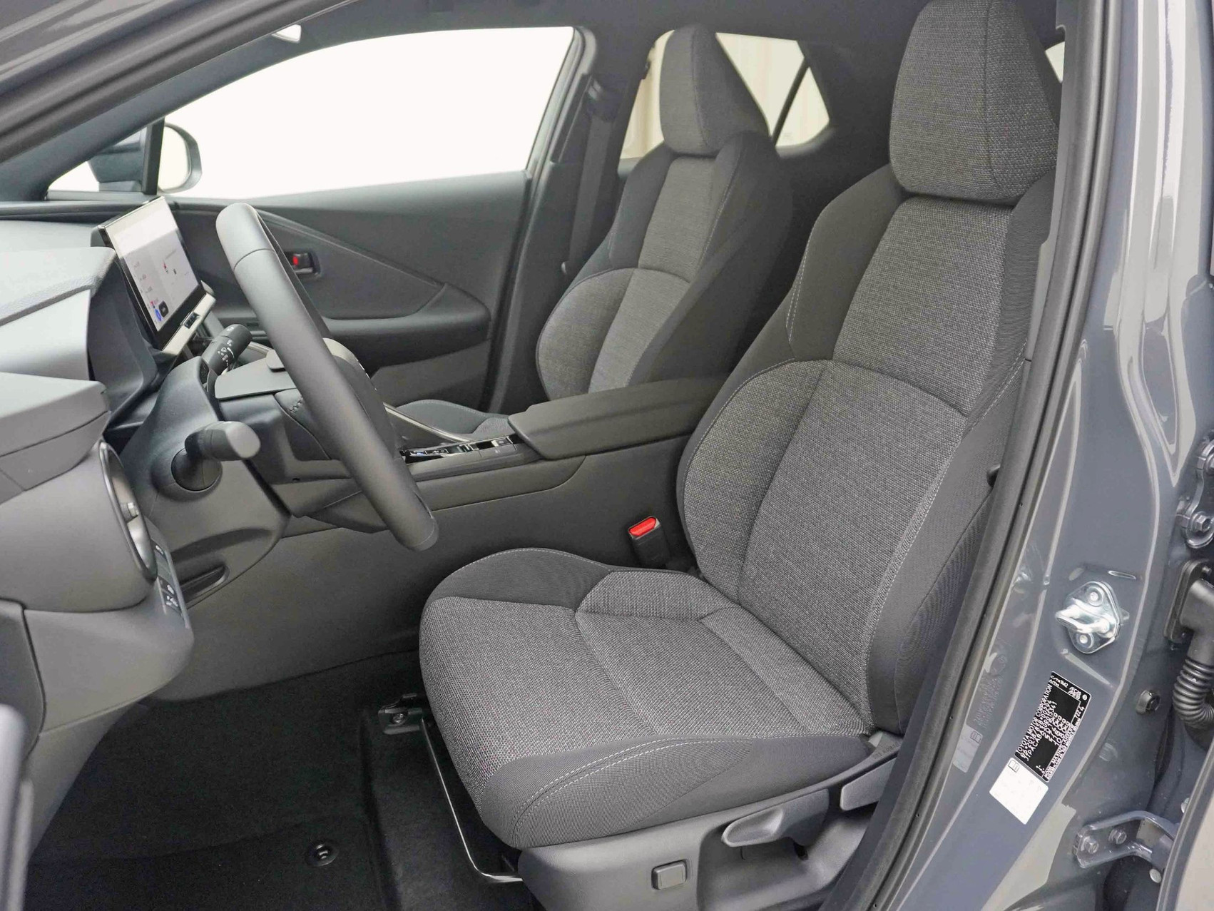 TOYOTA C-HR 2.0 HEV Swiss Edition ** 4×4 **