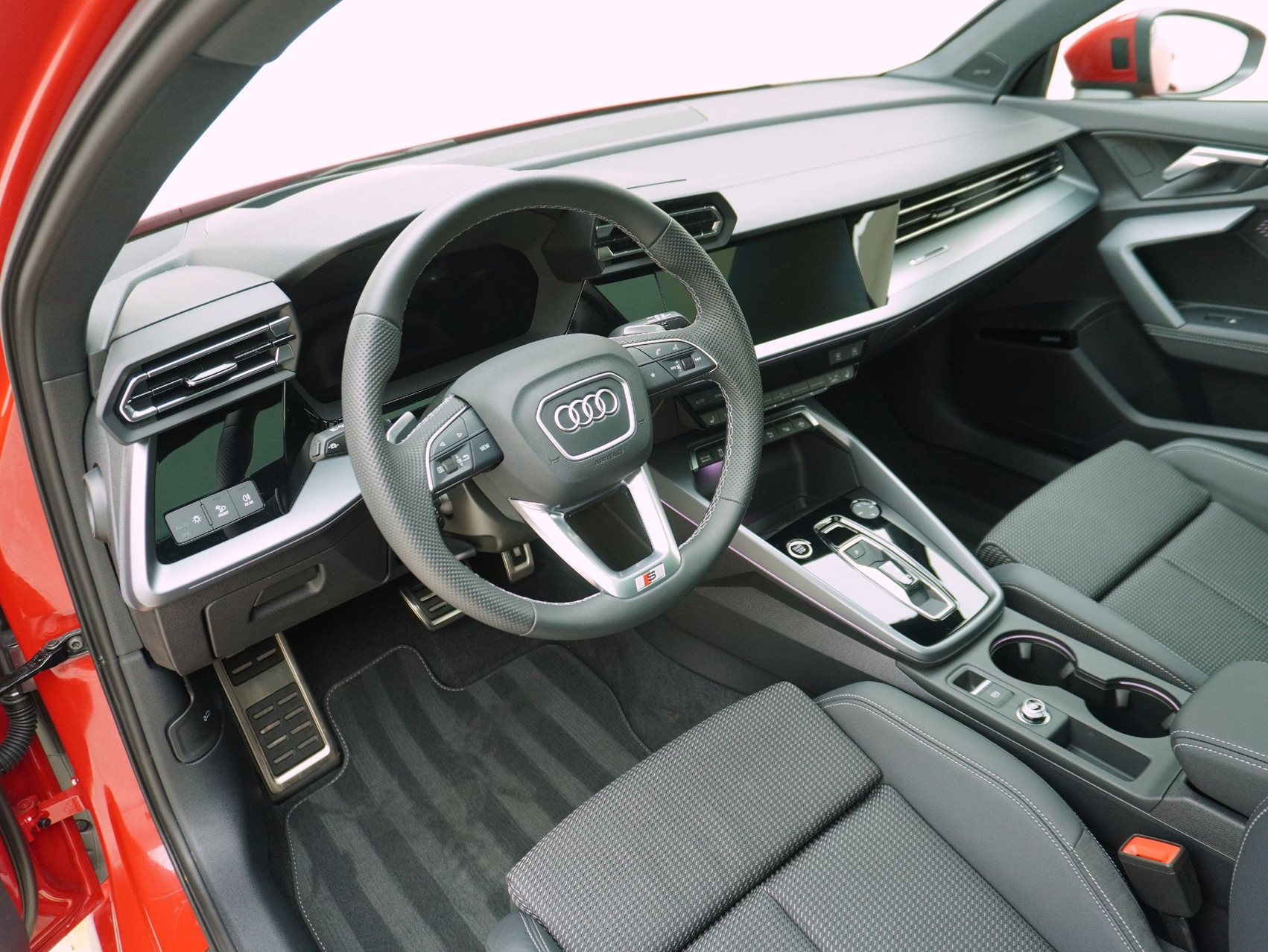 AUDI A3 Sportback 35 TFSI S Line S-Tronic **Audi Werksgarantie bis 05/2030**