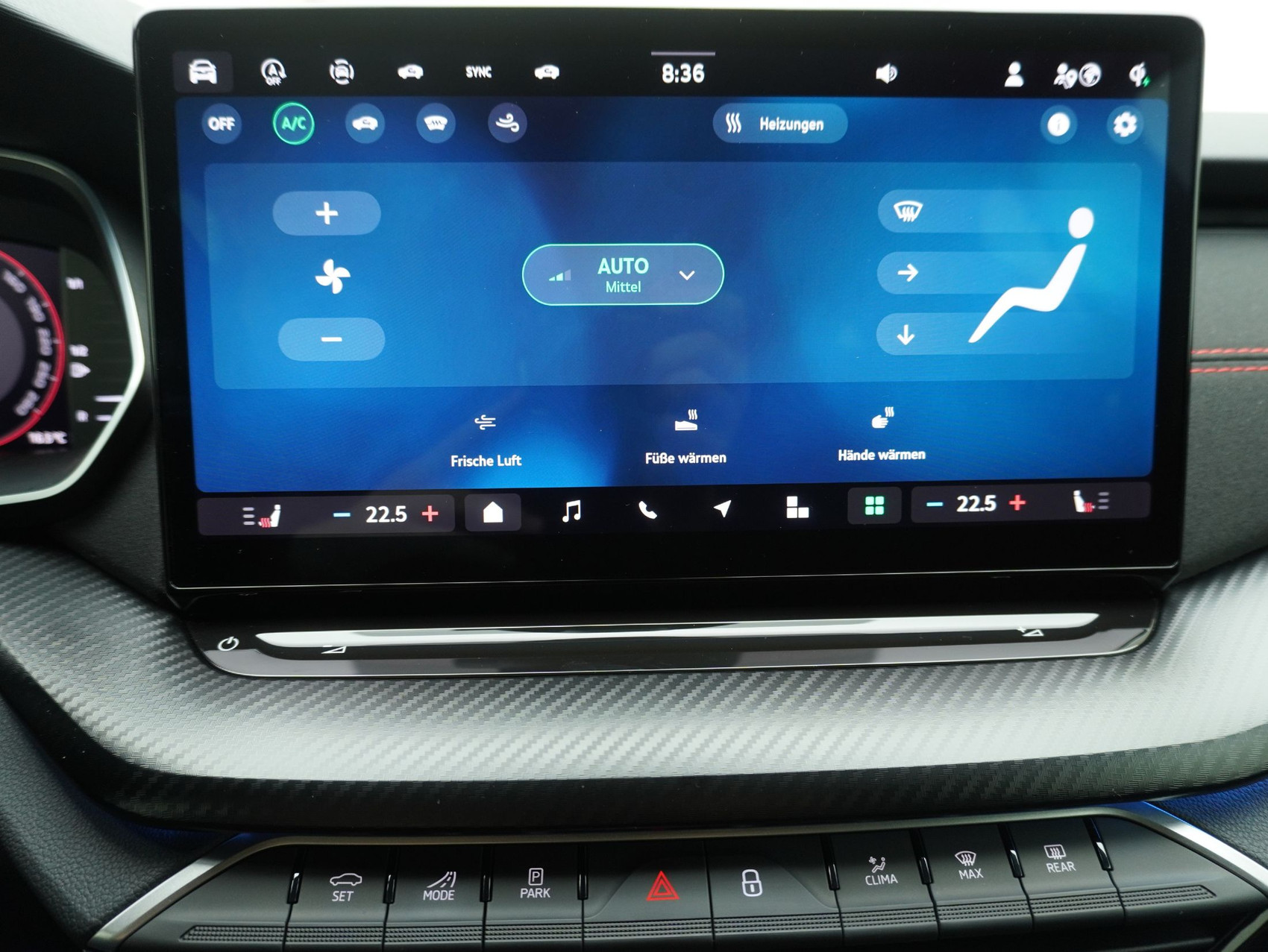 SKODA Octavia Combi 2.0 TSI DSG RS