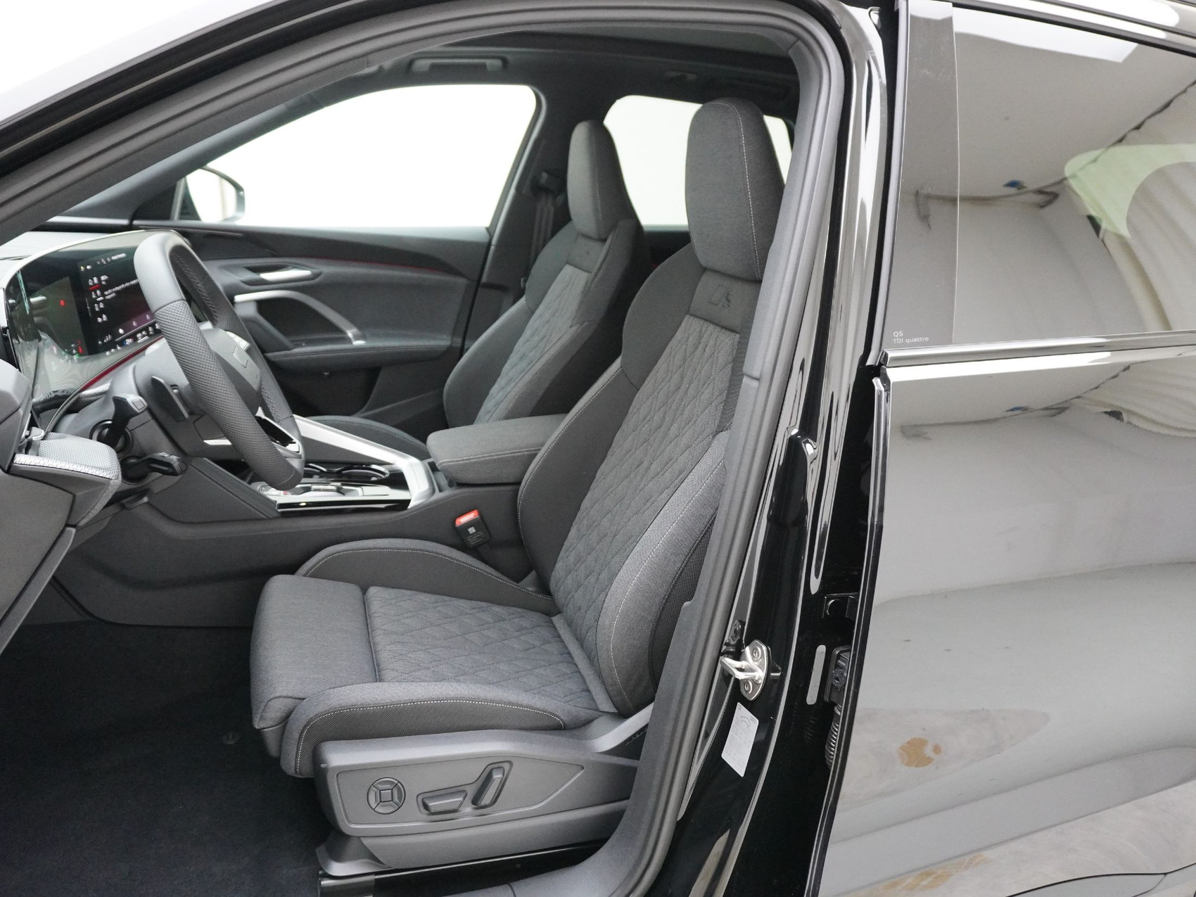 AUDI Q5 2.0 TDI S line quattro S-Tronic