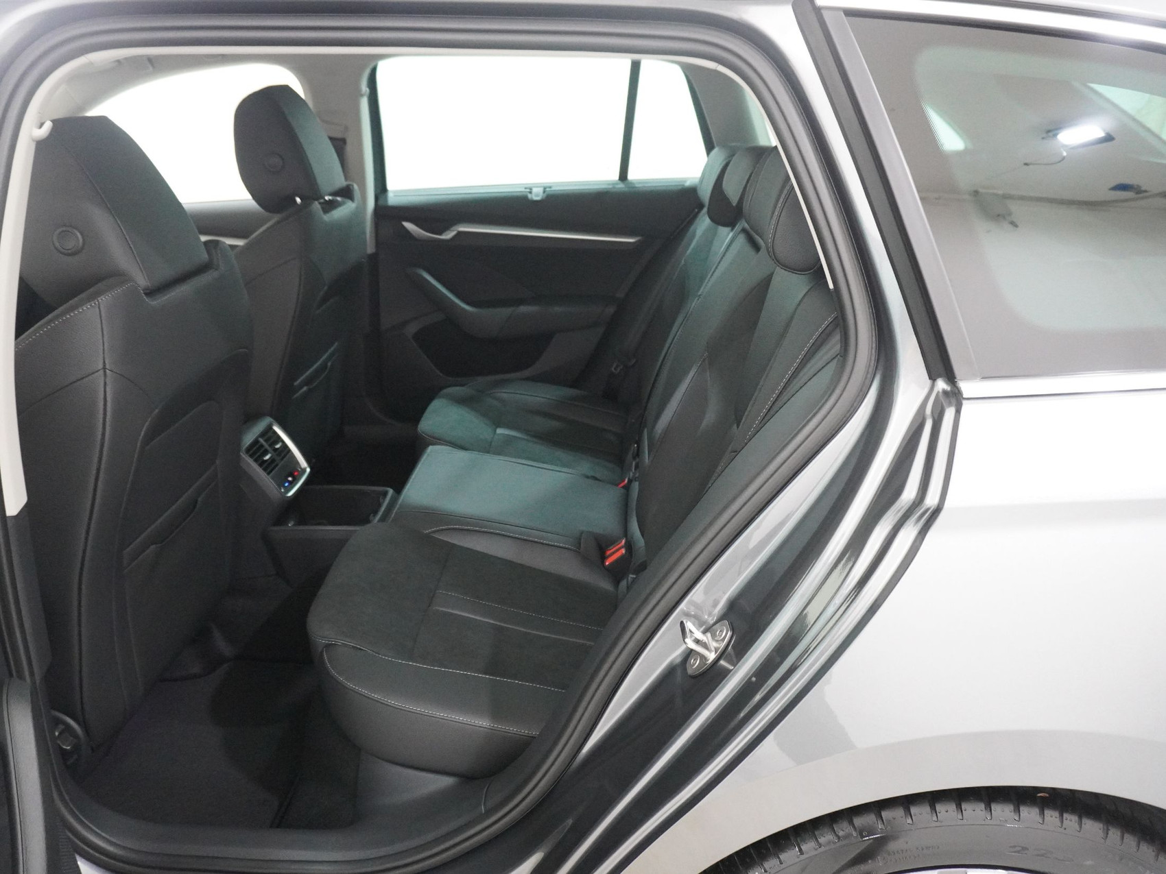 SKODA Octavia 2.0 TSI Selection-Lounge 4×4 DSG
