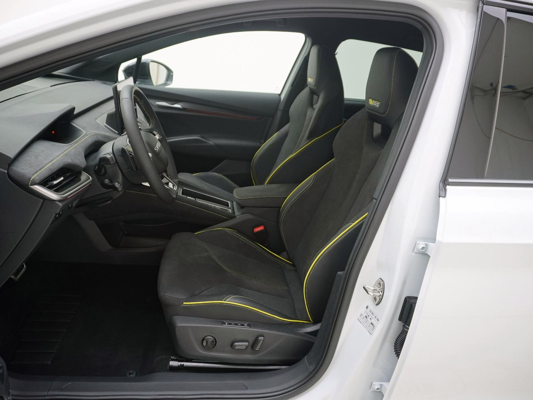 SKODA Elroq RS-Advanced 4×4