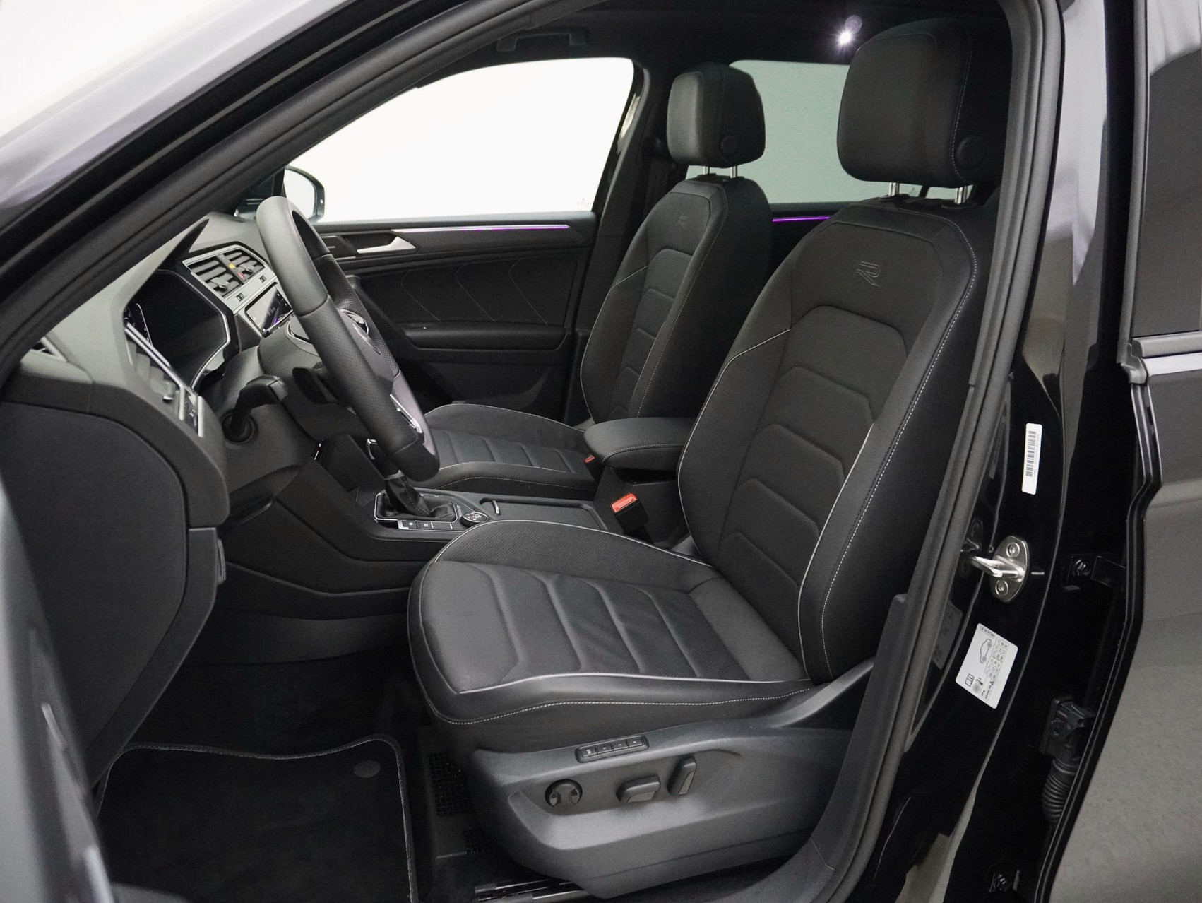 VW Tiguan Allspace 2.0 TSI DSG R-Line Black Style 4Motion **Ledersitze mit Memory**
