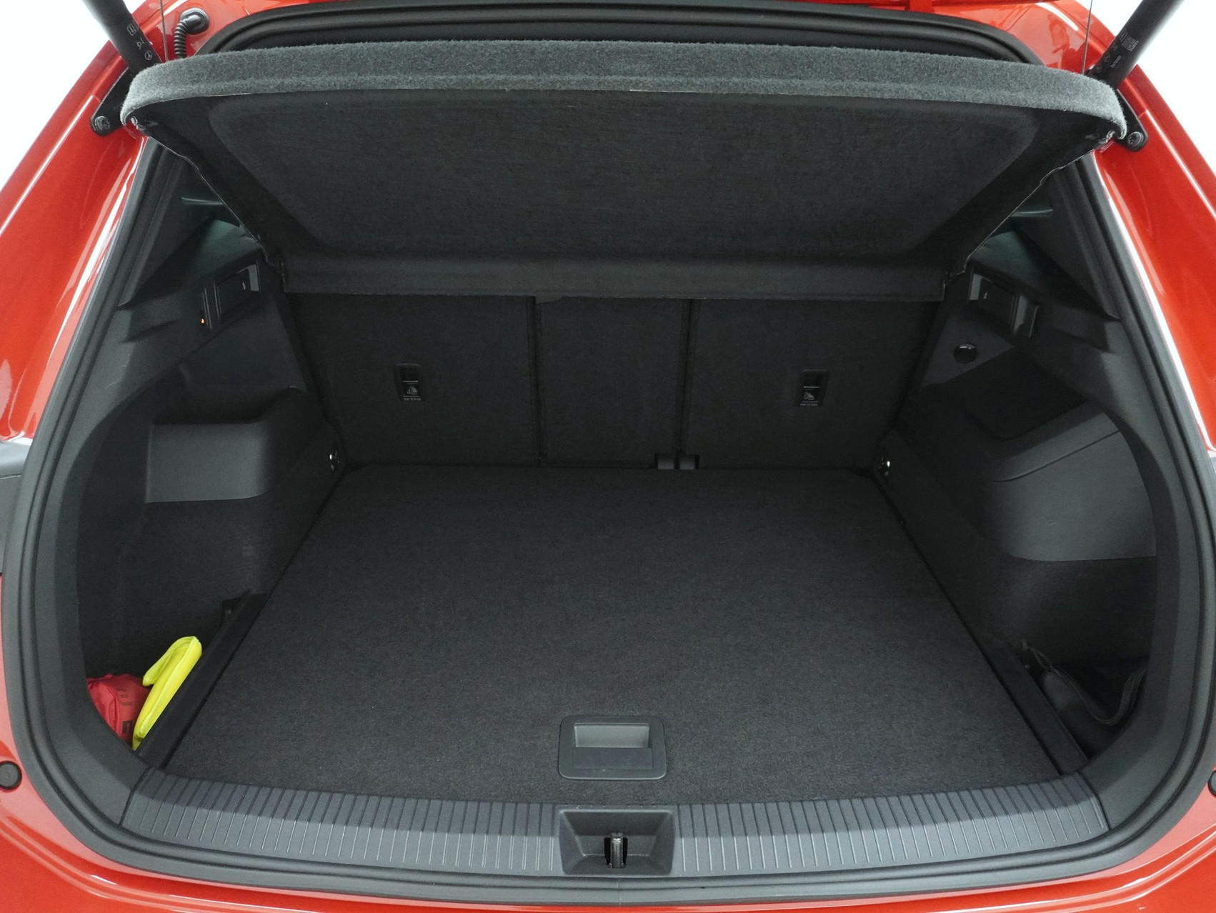 VW Tiguan 2.0 TSI DSG R-Line Black Style 4Motion (2025)