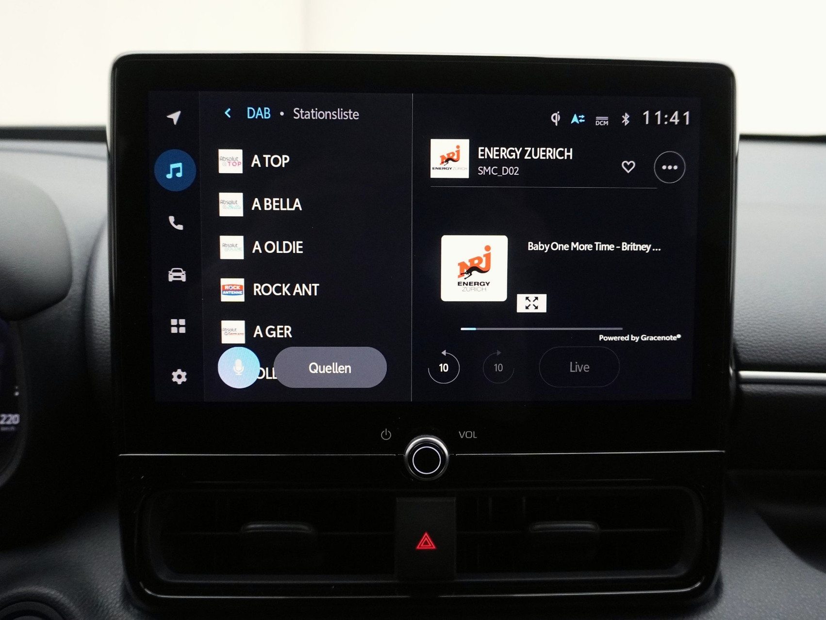 TOYOTA Yaris 1.5 VVT-i HSD Premium ** mit Glasdach **