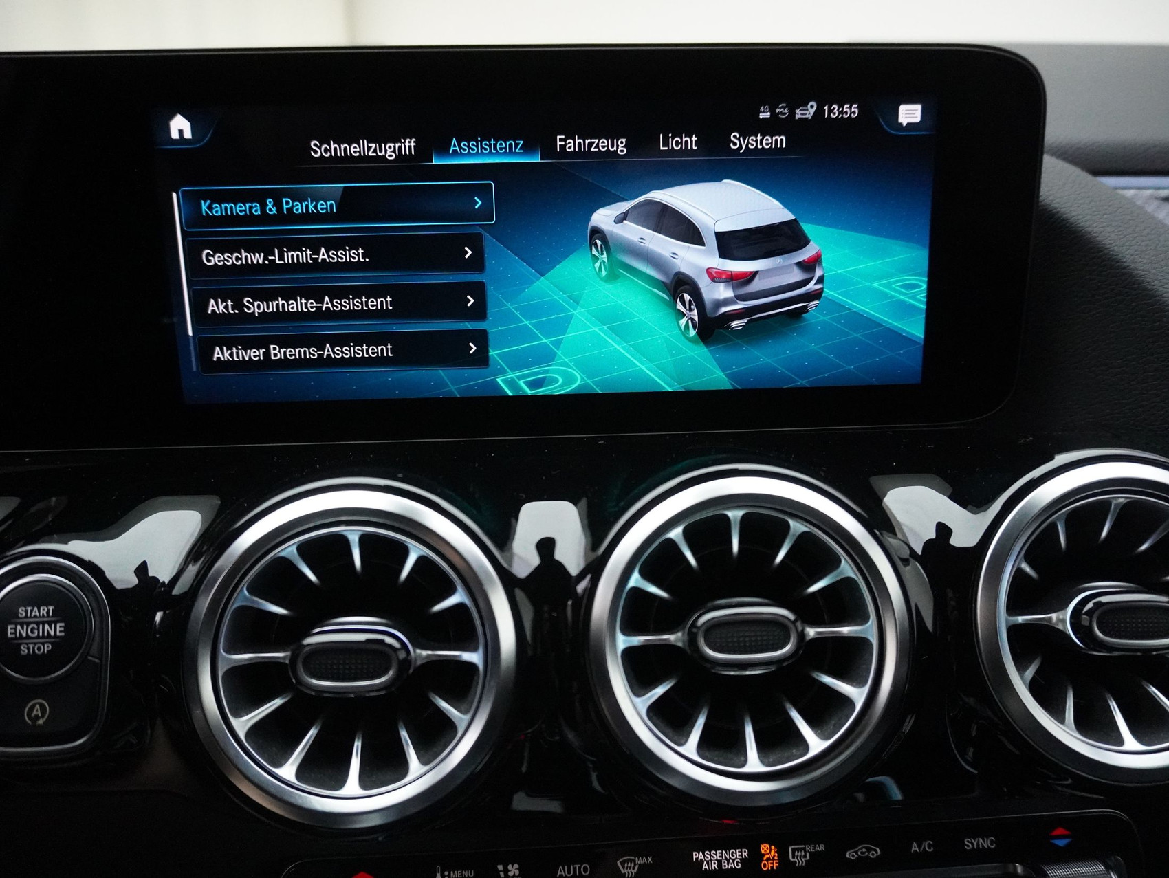 MERCEDES-BENZ GLA-Klasse GLA 200 AMG Line