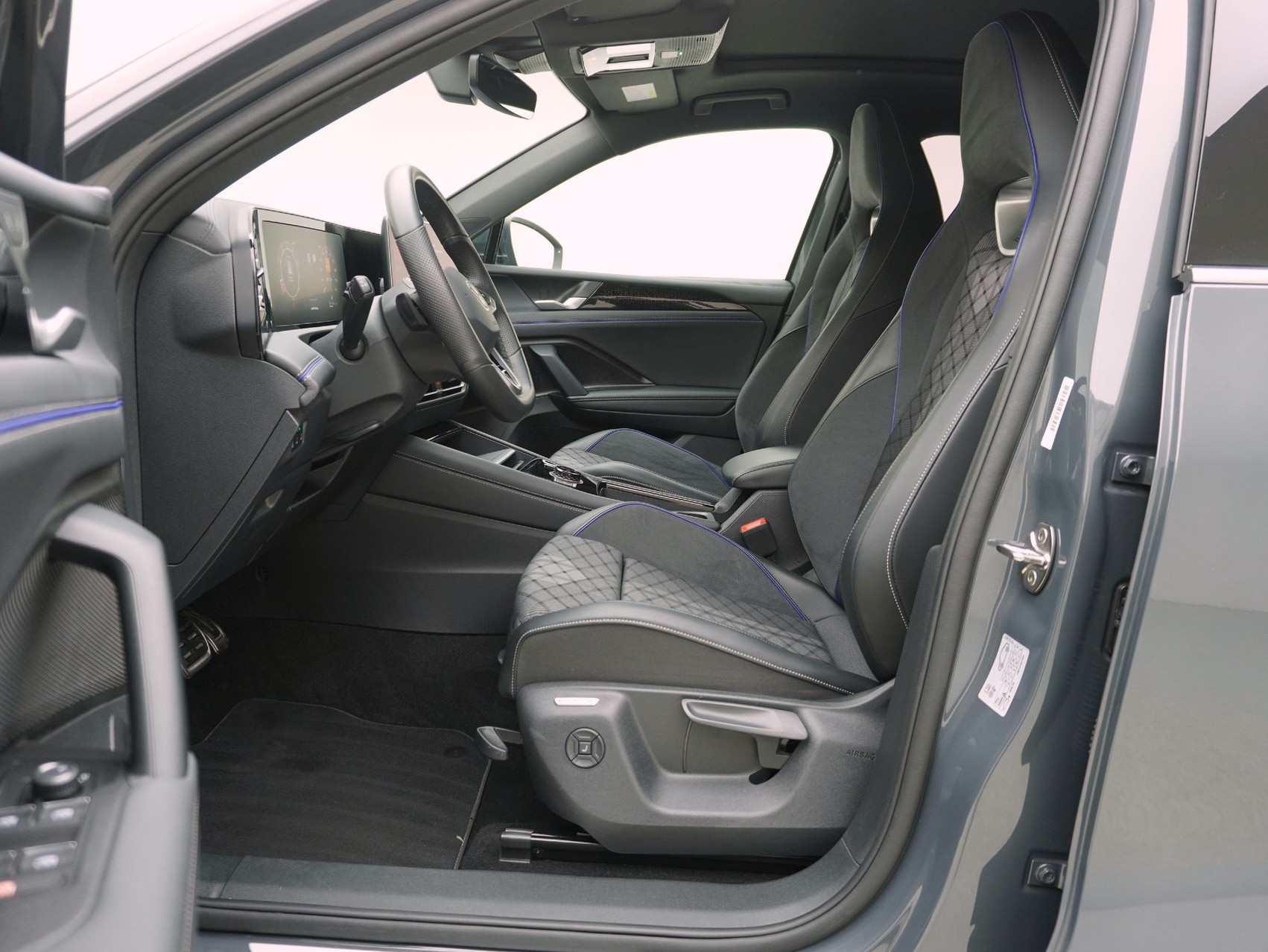 VW Tiguan 2.0 TSI DSG R-Line 4Motion