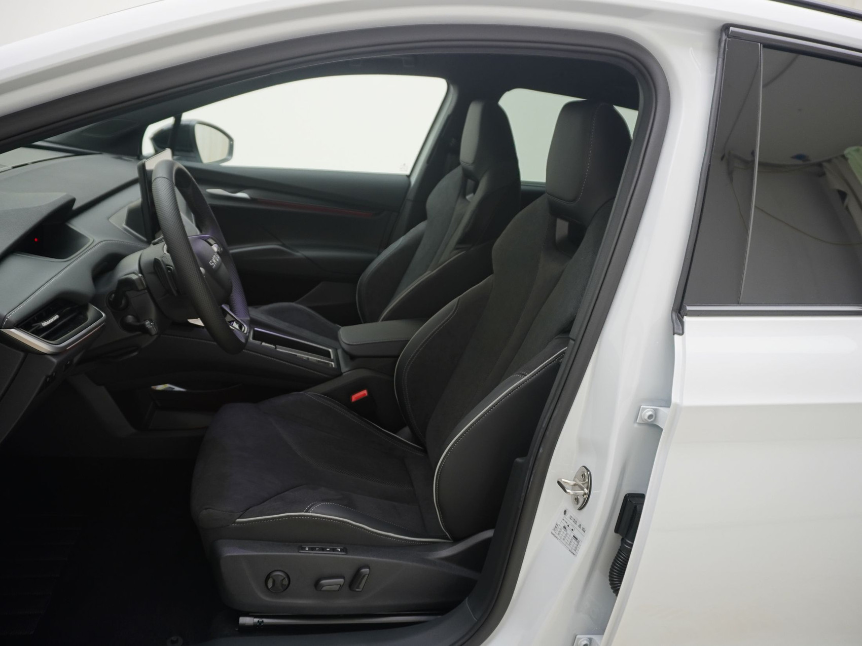 SKODA Elroq 85 SportLine MAXX 4×4