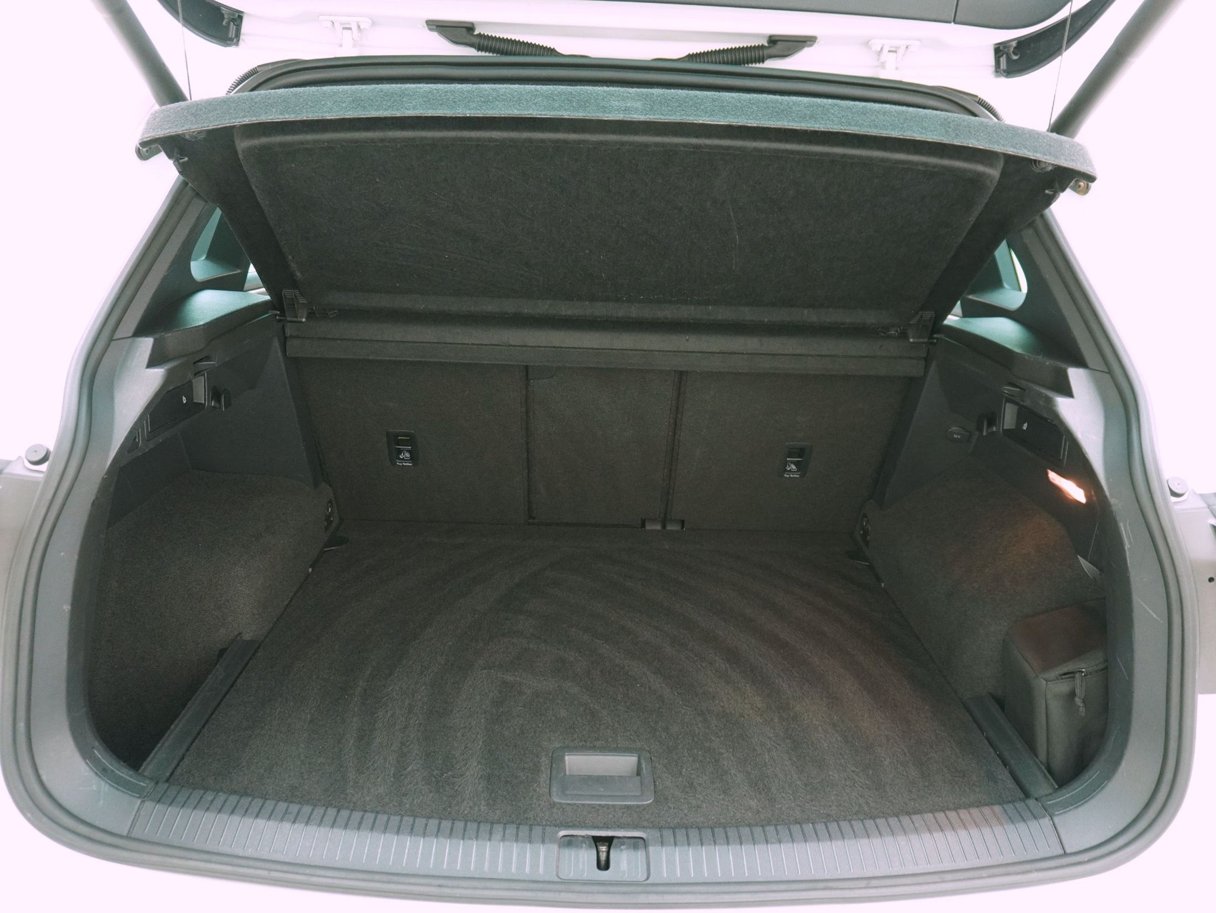 VW Tiguan 2.0 TDI DSG R-Line 4Motion