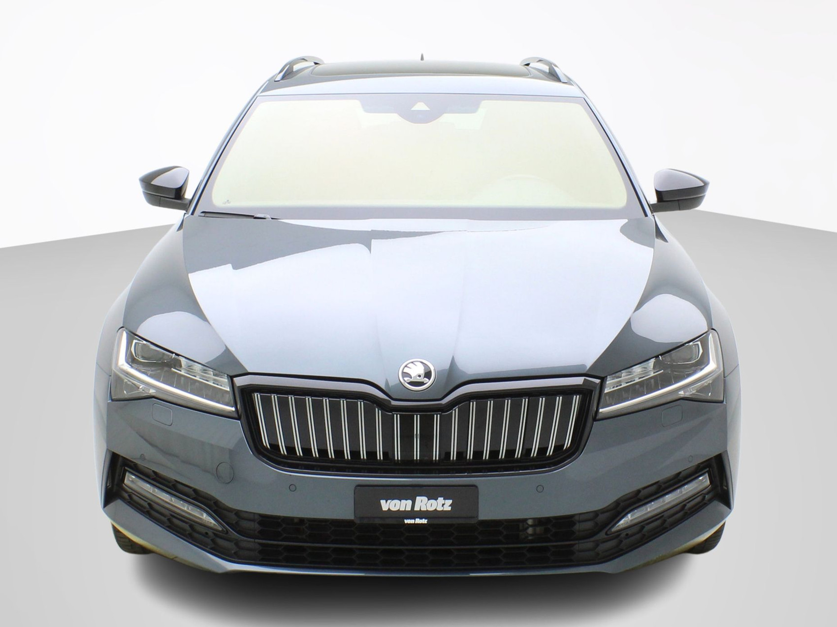SKODA Superb Combi 1.4 TSI DSG PHEV Sport Line