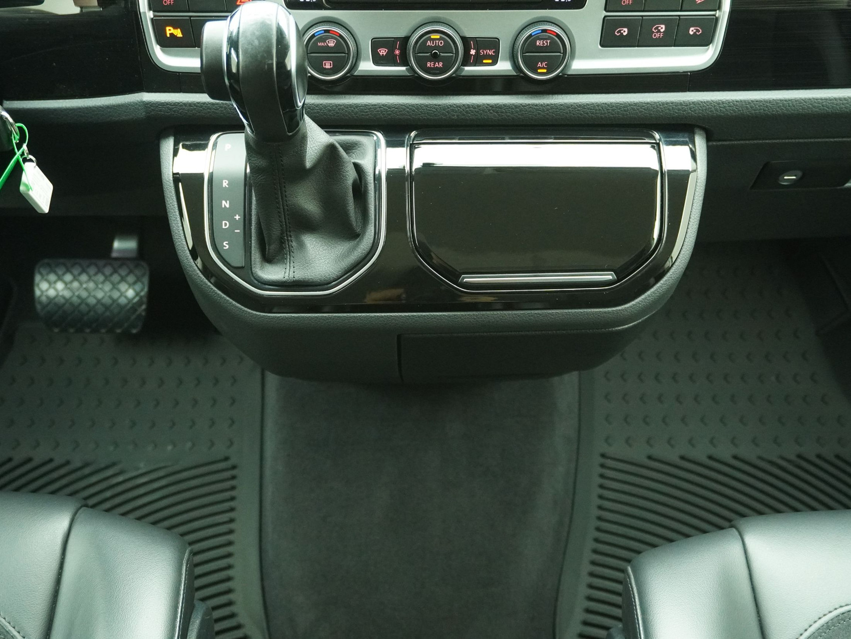 VW T6 Multivan 2.0 TDI DSG Highline 4Motion