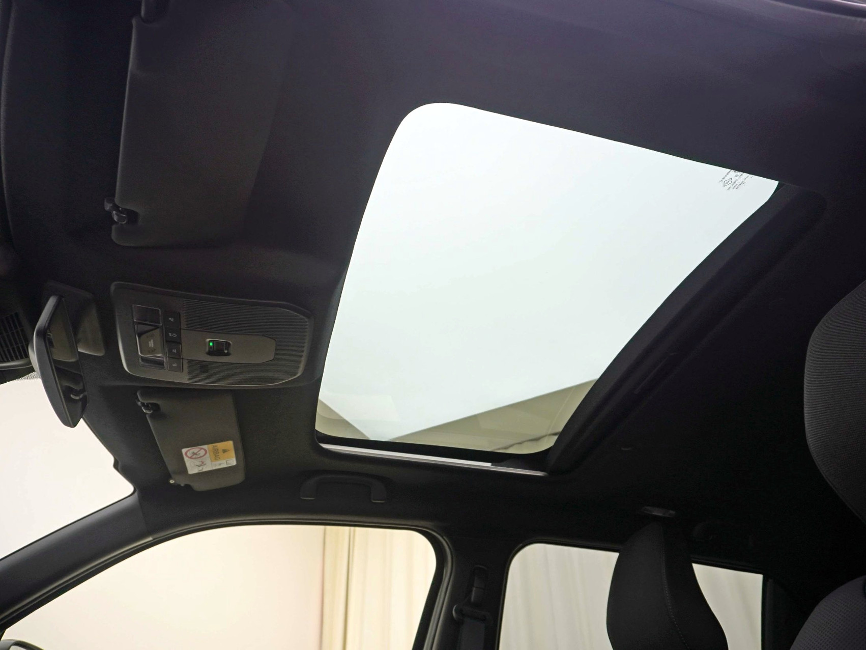 SUZUKI e Vitara Compact Top 4×4
