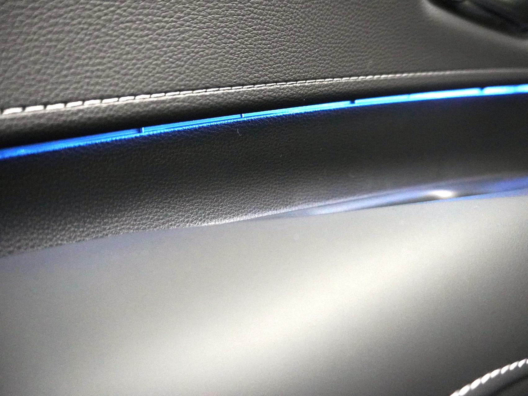 TOYOTA Corolla Touring Sports 2.0 HSD Trend