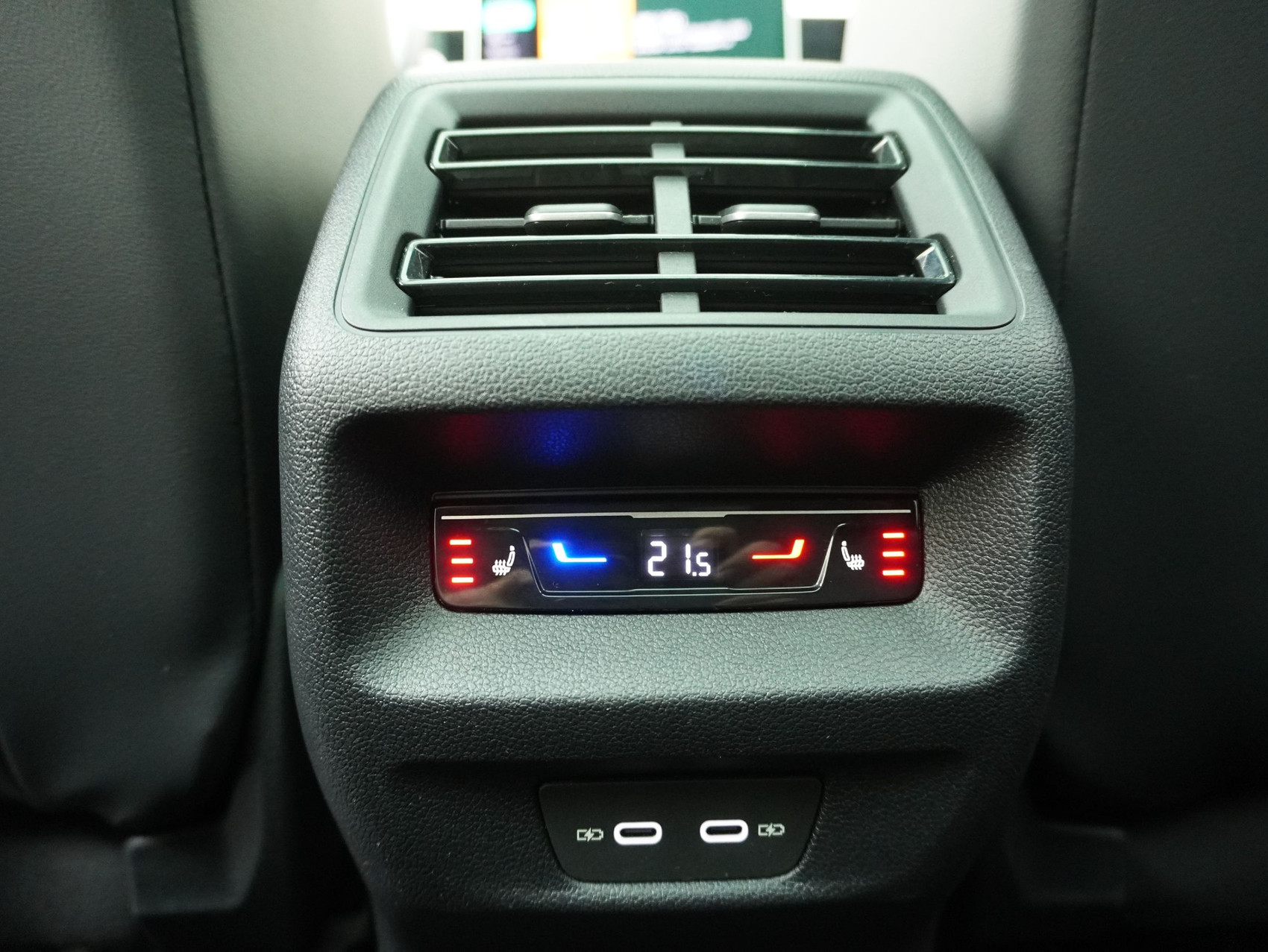 VW Tiguan 2.0 TSI DSG R-Line Black Style 4Motion (2025)