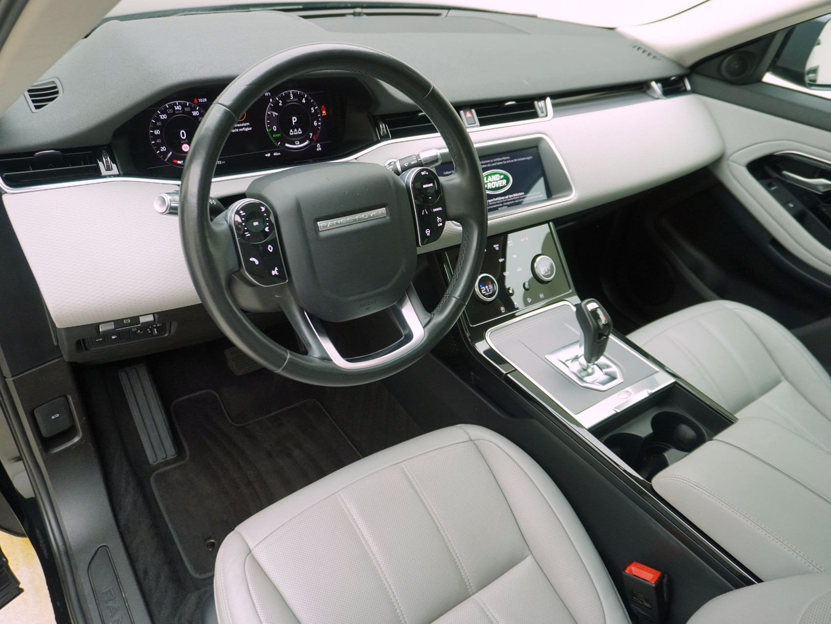 LAND ROVER Range Rover Evoque 1.5 T 300e S AWD