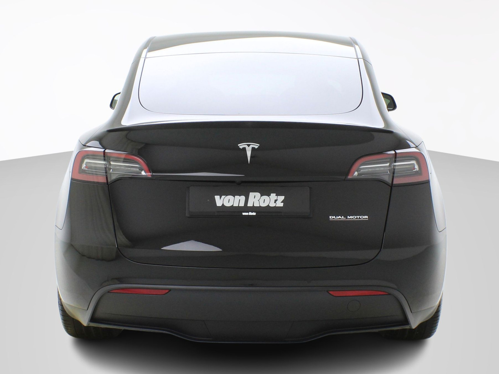 TESLA Model Y Performance D