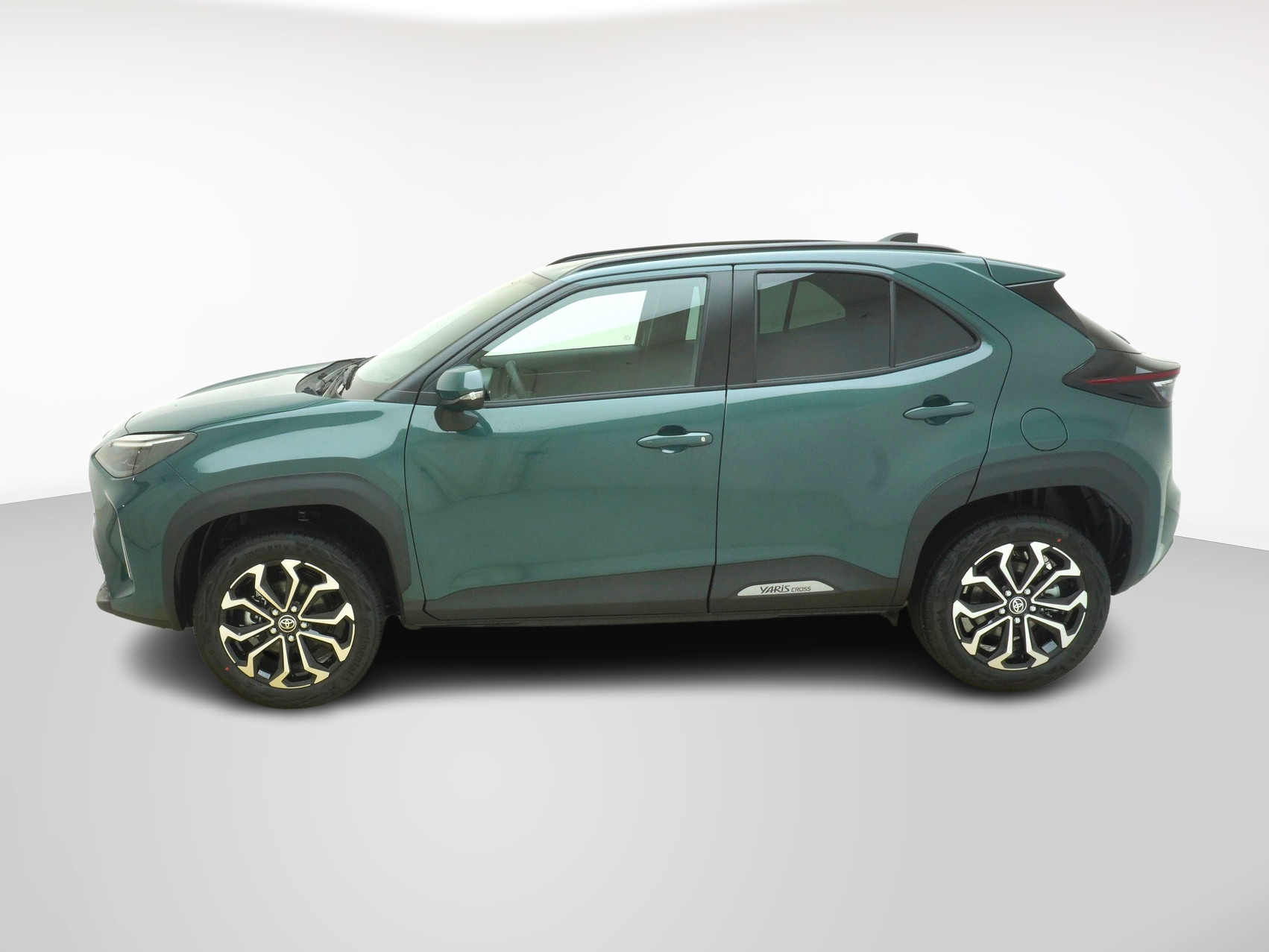 TOYOTA Yaris Cross 1.5 HSD Trend AWD-i ** 4×4 **