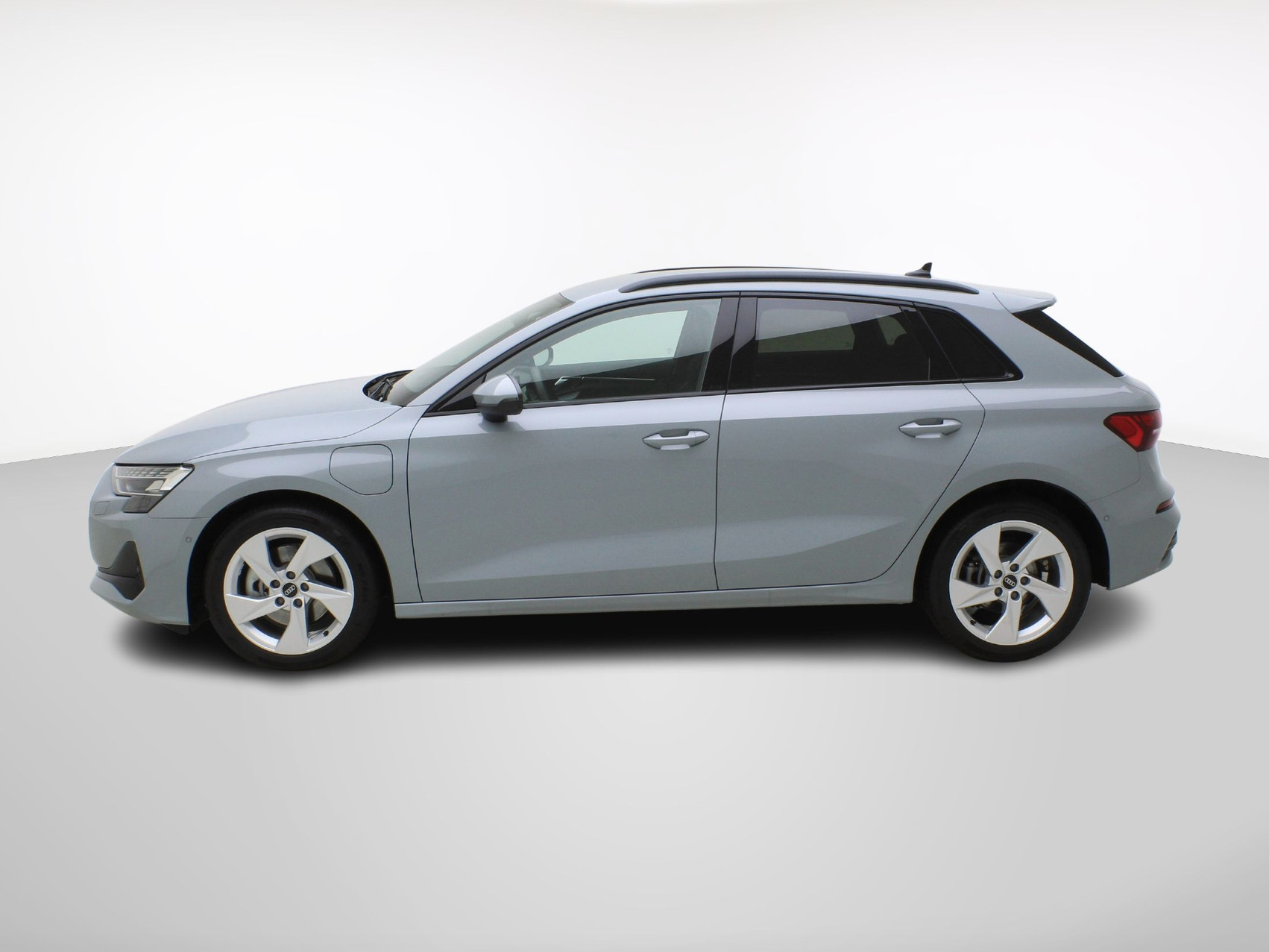 AUDI A3 Sportback 40 TFSI e Advanced S-Tronic **Audi Werksgarantie bis 07/2030**