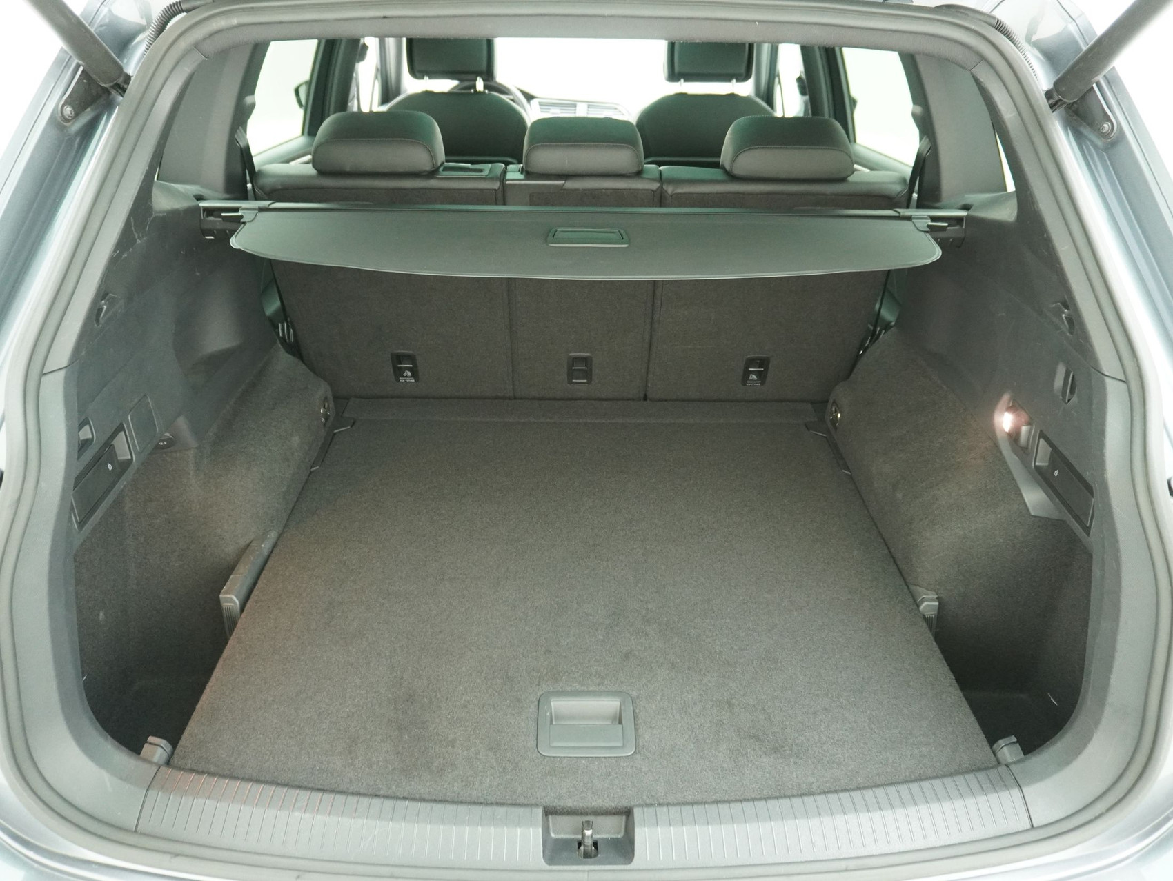 VW Tiguan Allspace 2.0 TSI DSG R-Line 4Motion