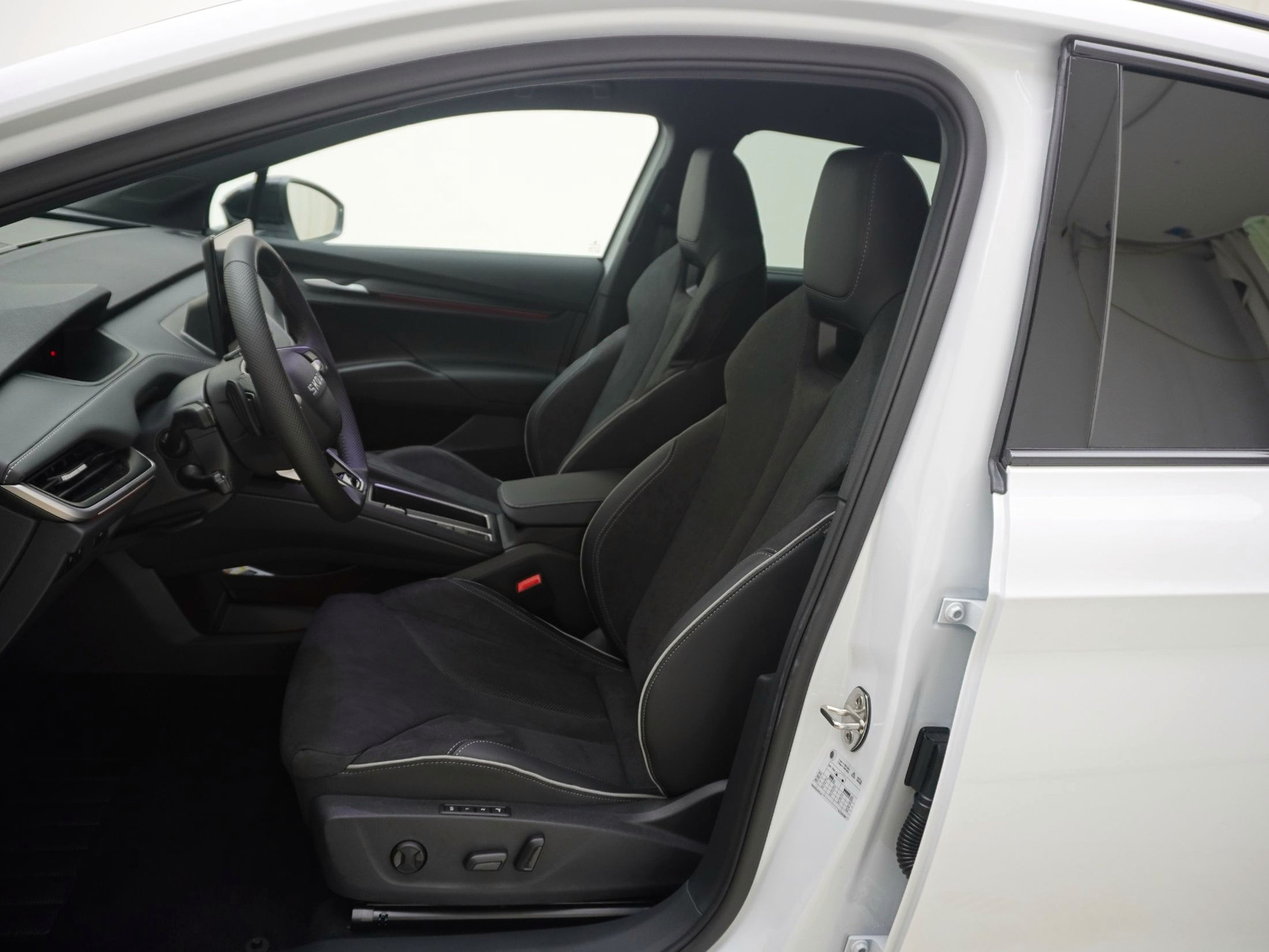 SKODA Elroq 85x SportLine MAXX 4×4