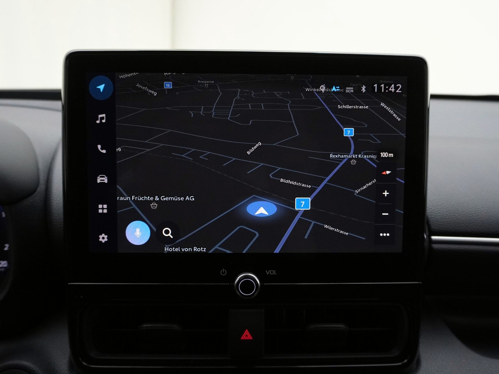 TOYOTA Yaris 1.5 VVT-i HSD Premium ** mit Glasdach **