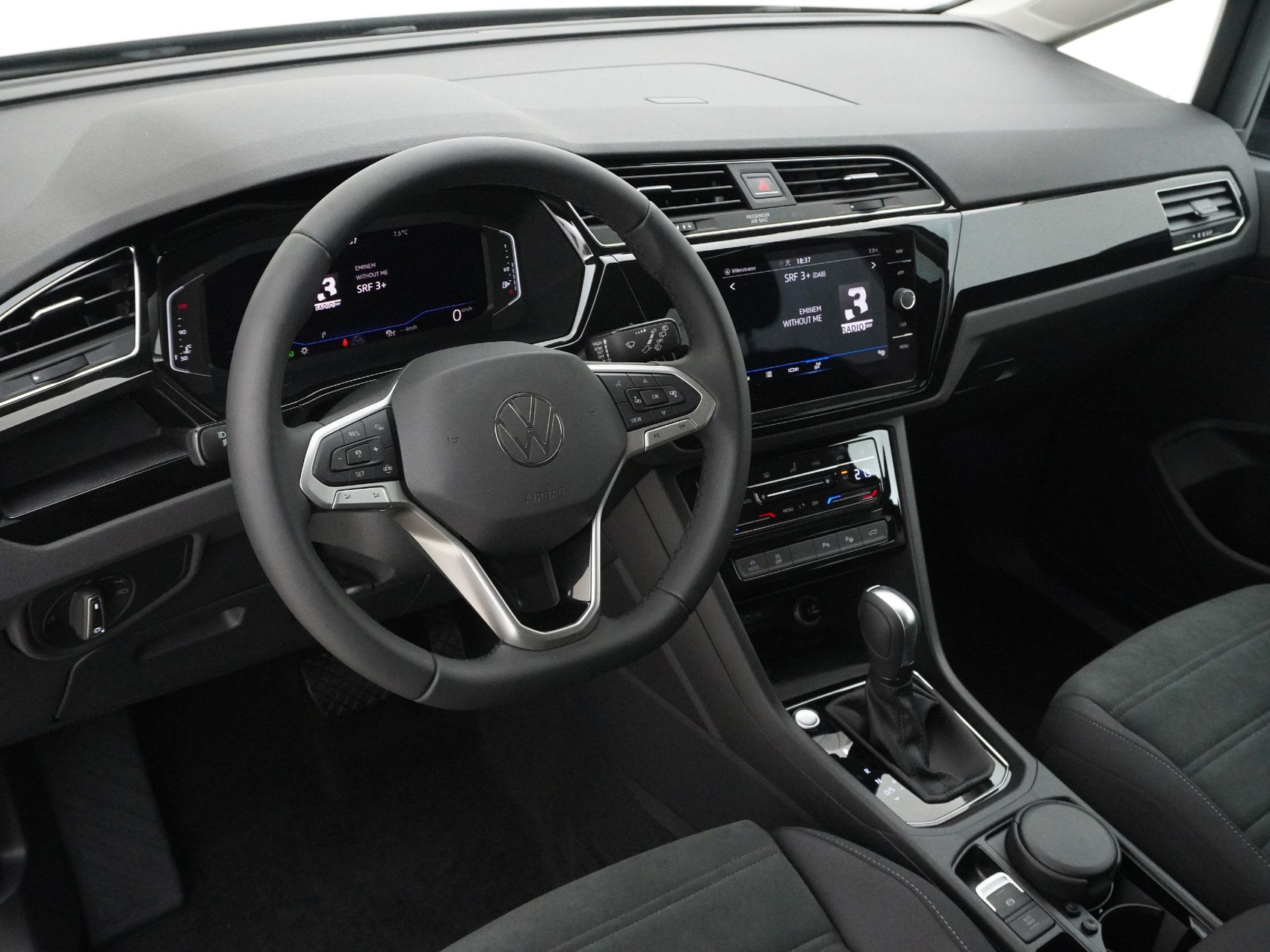 VW Touran 1.5 TSI R-Line DSG