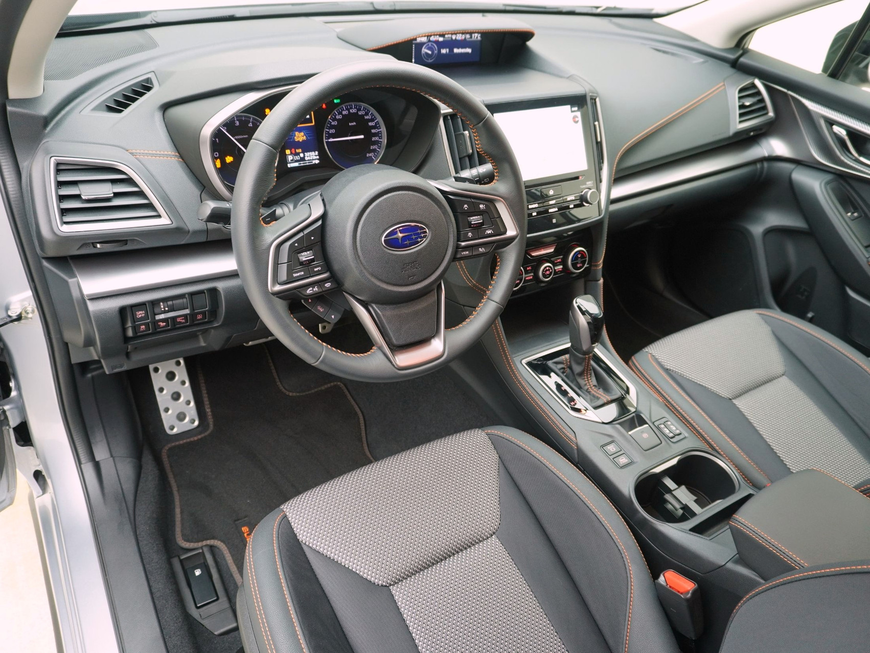 SUBARU XV 2.0i e-Boxer Swiss Plus