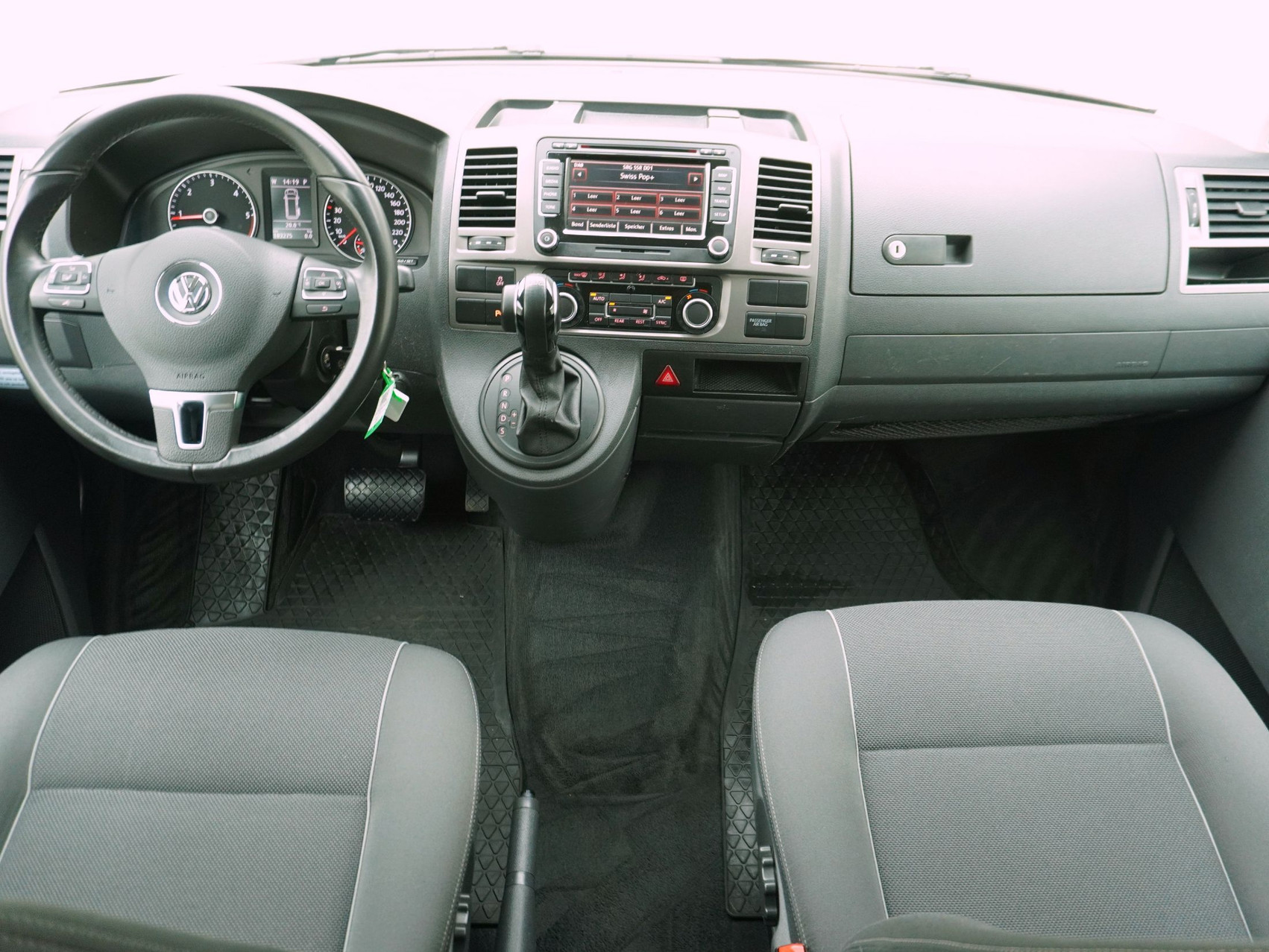 VW T5 California 3000 2.0 TDI DSG Beach