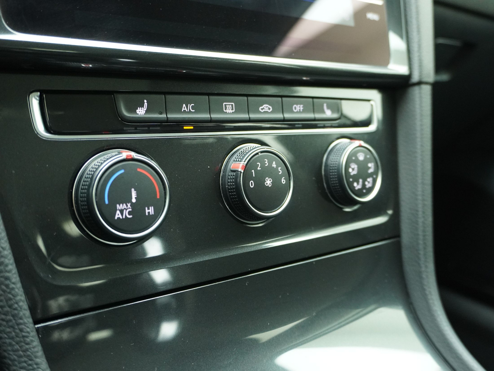 VW Golf 7 Variant 1.4 TSI DSG Comfortline