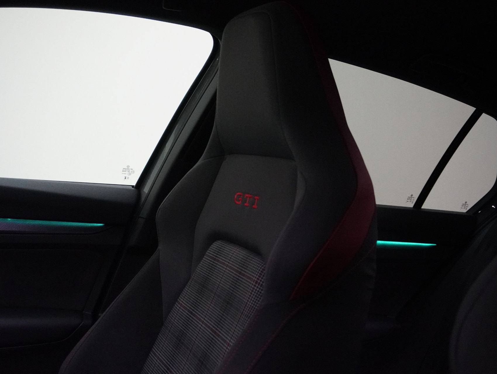 VW Golf 8.5 2.0 TSI DSG GTI Black Style (2025) ** Head-Up / IQ Light **