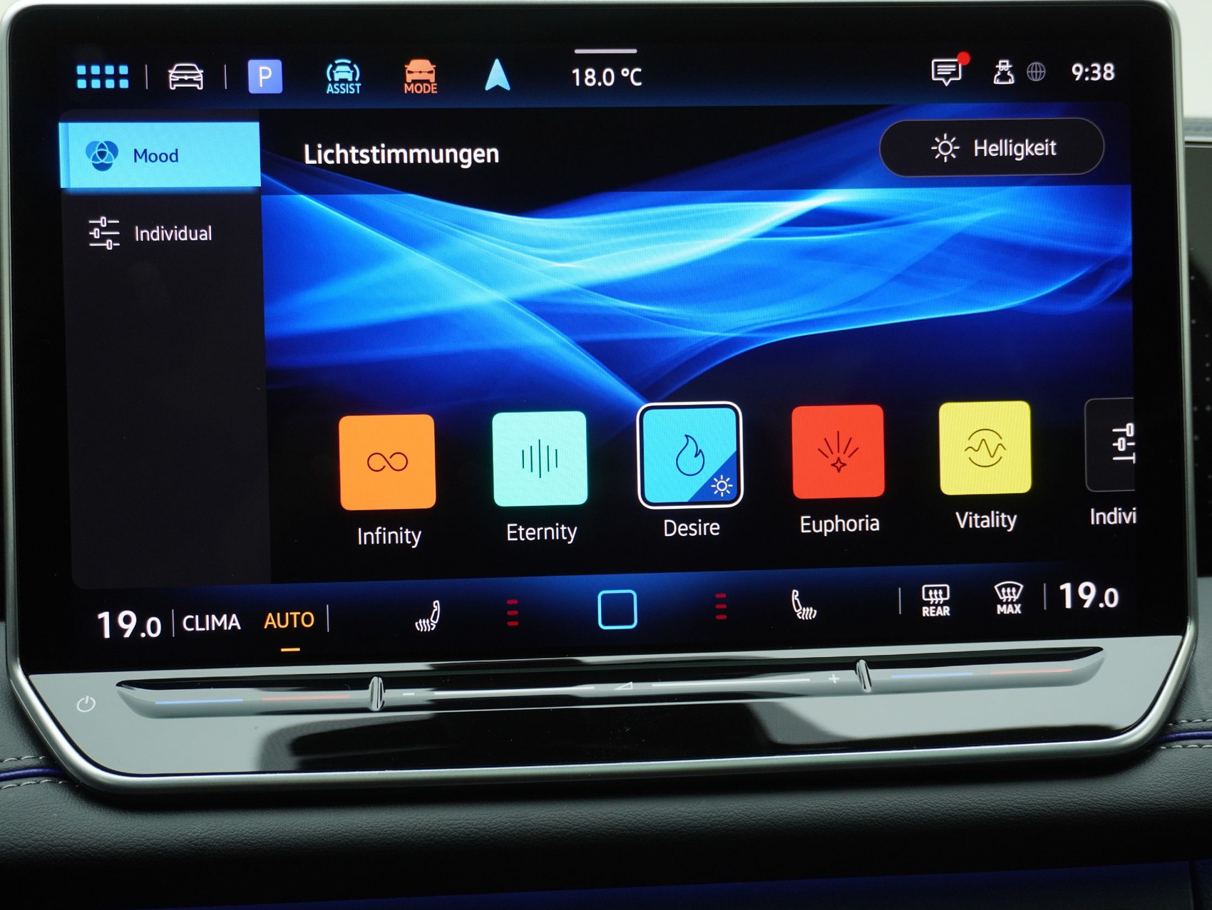 VW Tiguan 2.0 TSI DSG R-Line Black Style 4Motion (2025) **Head-Up / Harman-Kardon Soundsystem**