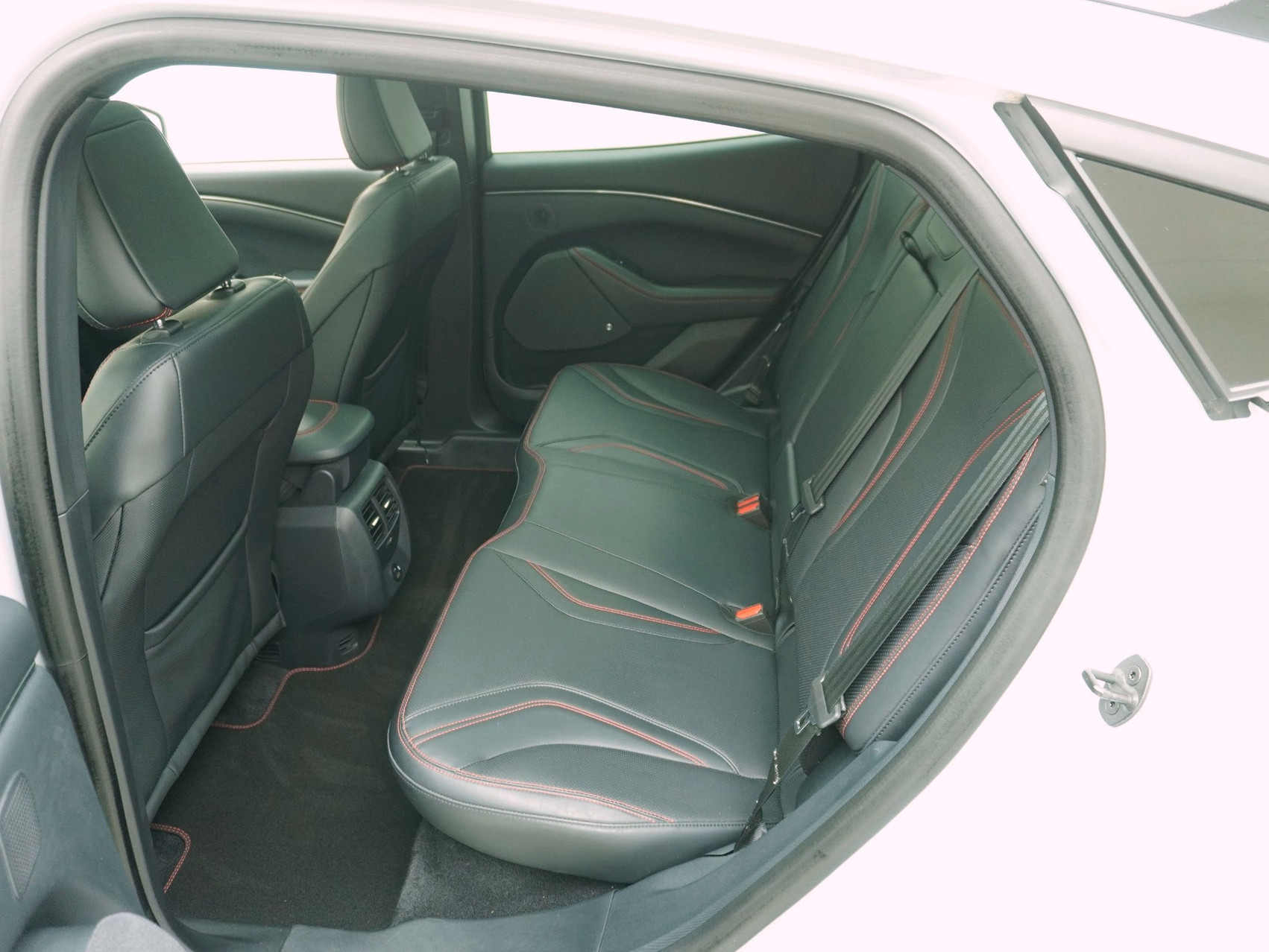 FORD Mustang Mach-E Extended AWD