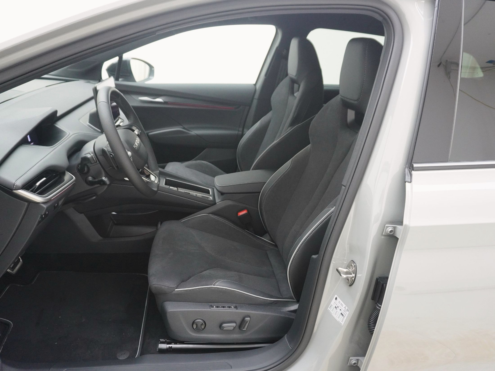 SKODA Enyaq iV 85x SportLine MAXX