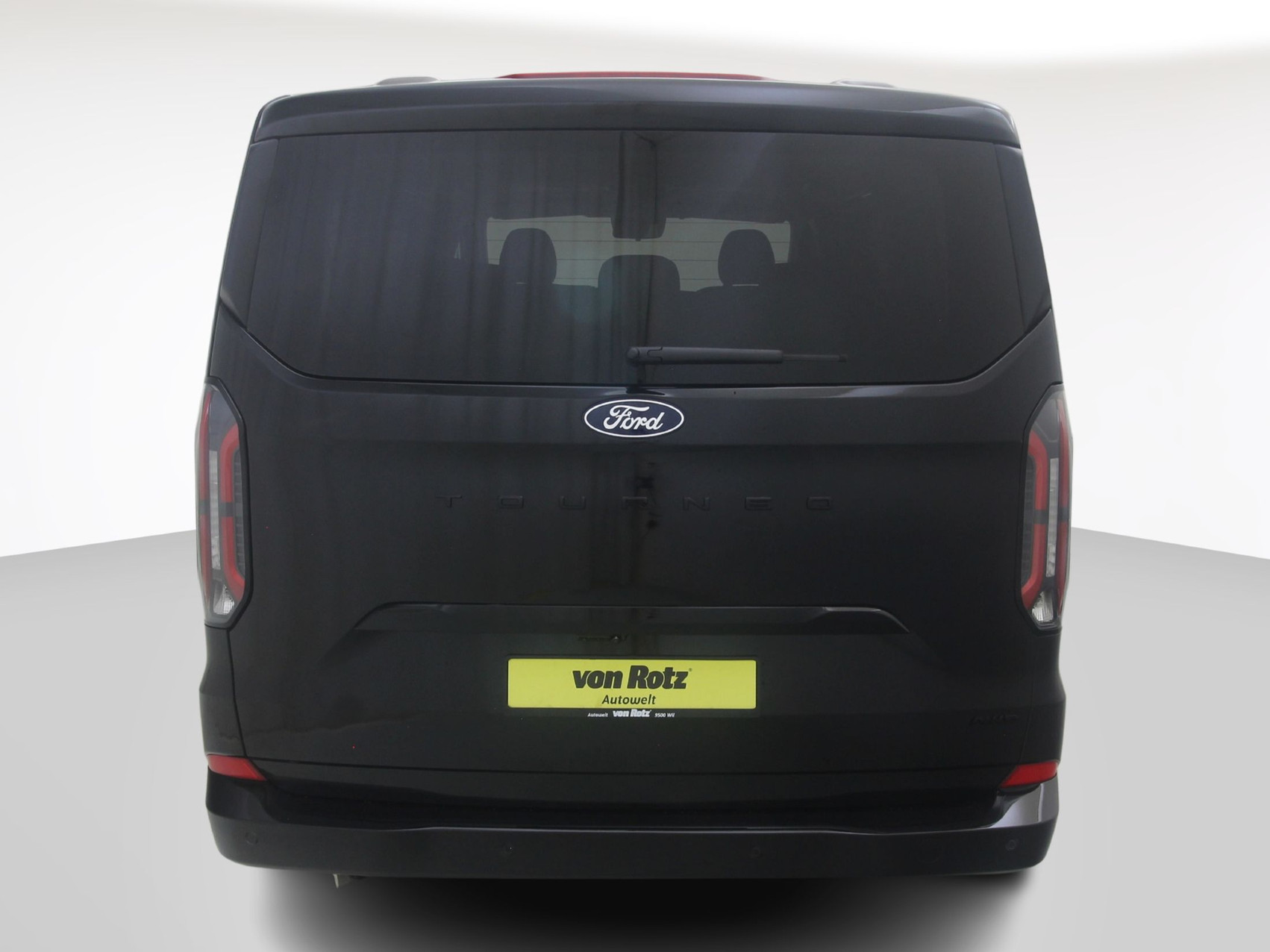 FORD Tourneo Custom 320 L1 2.0 TDCI 4×4 Titanium X