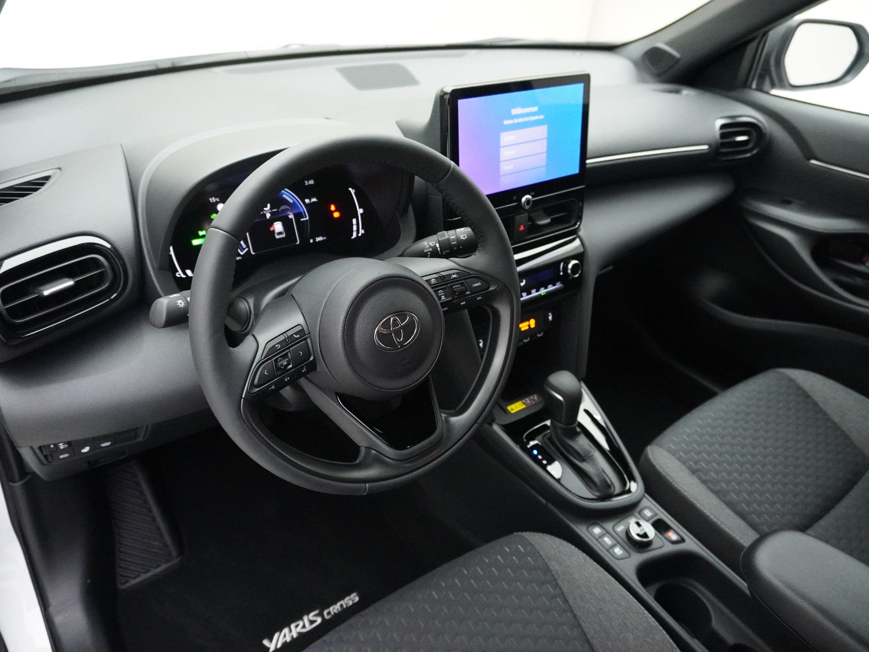 TOYOTA Yaris Cross 1.5 VVT-i HSD Trend AWD-i ** 4×4 ** inkl. 8-Fachbereifung **