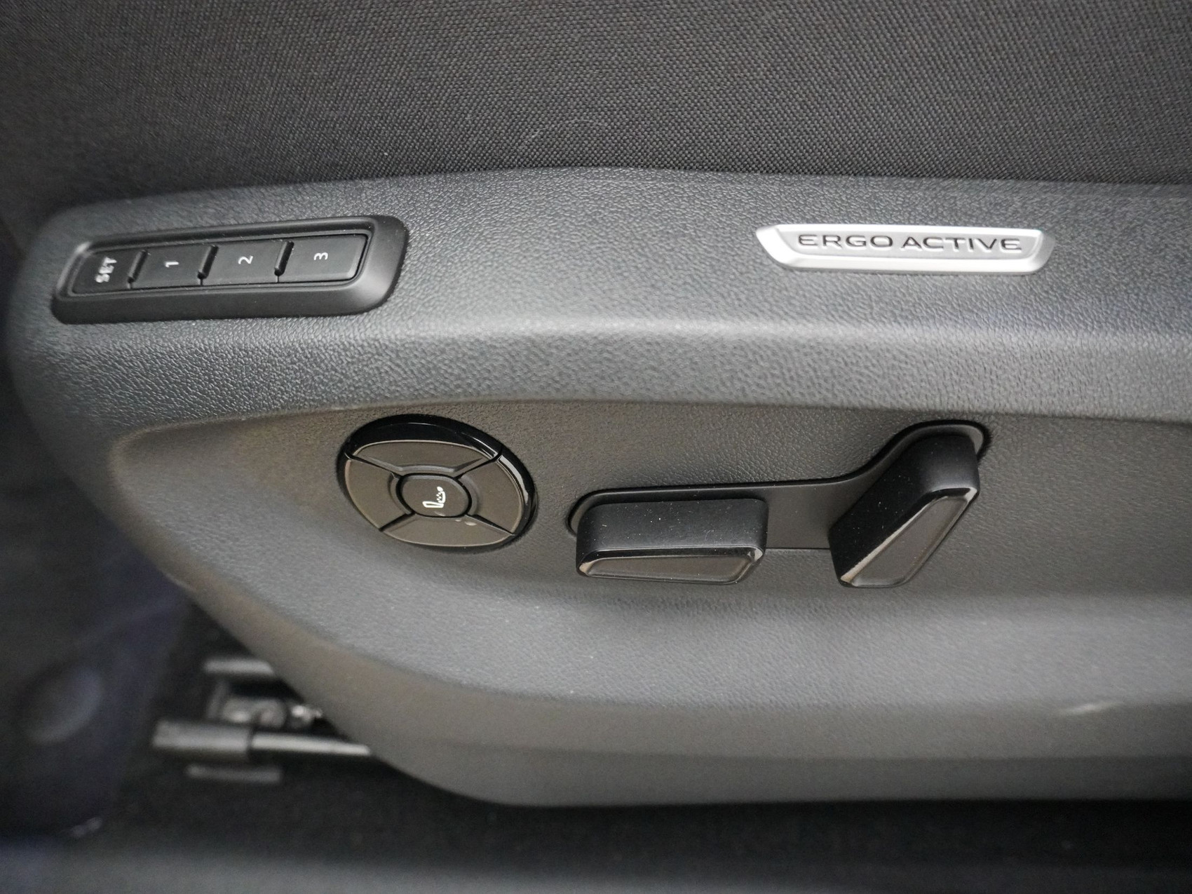 VW Tiguan 2.0 TDI R-Line 4motion