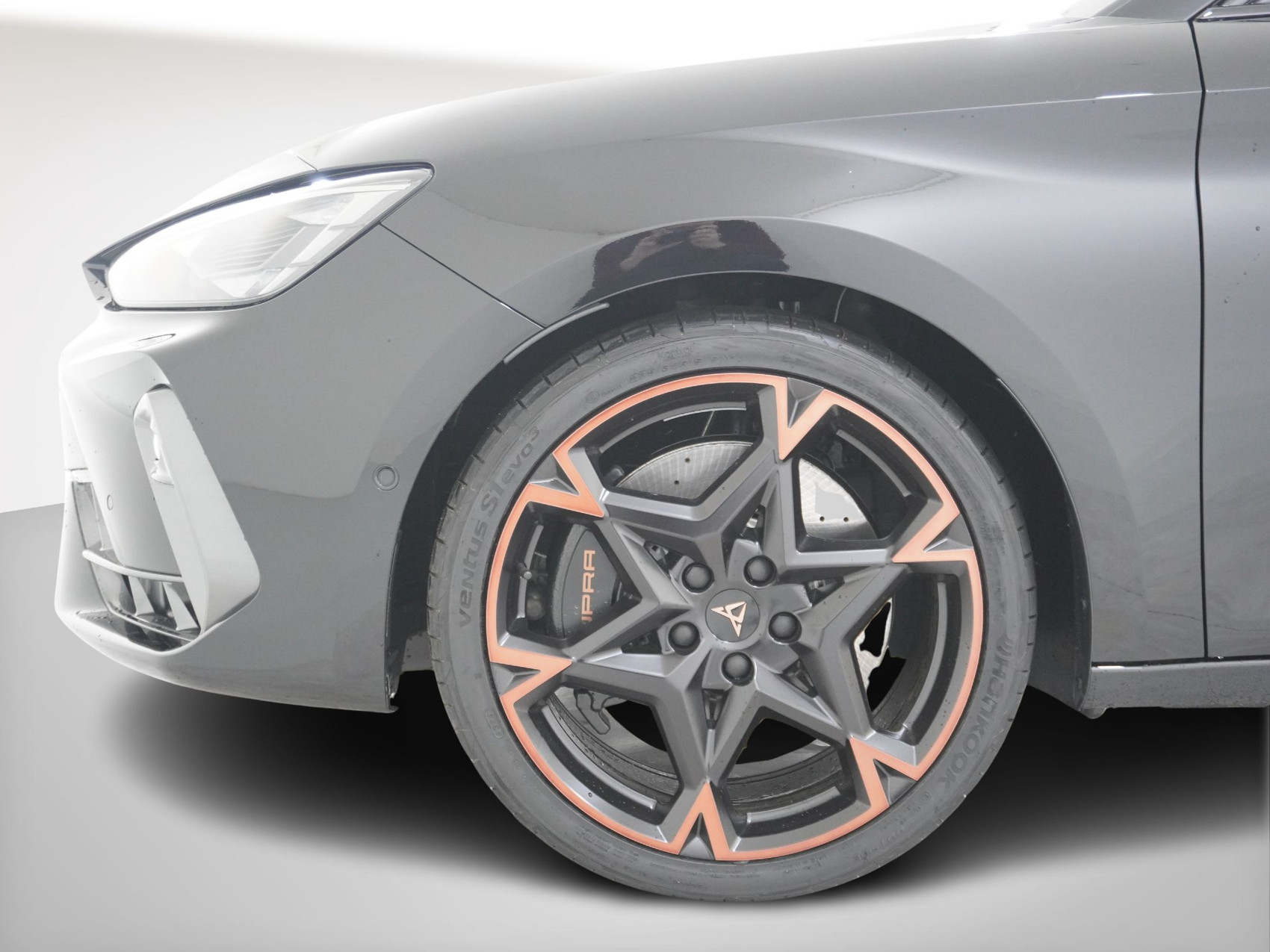 CUPRA Leon ST 2.0 TSI VZ 4Drive DSG